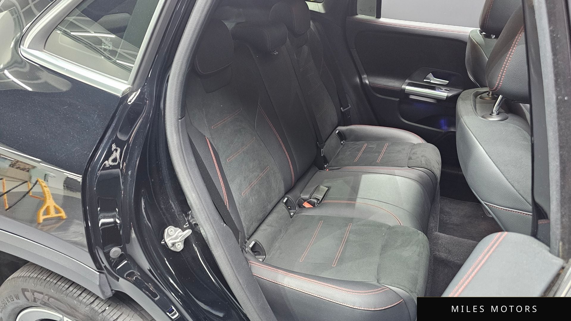 Mercedes-Benz GLA-Class H247 2020 — миниатюра 12