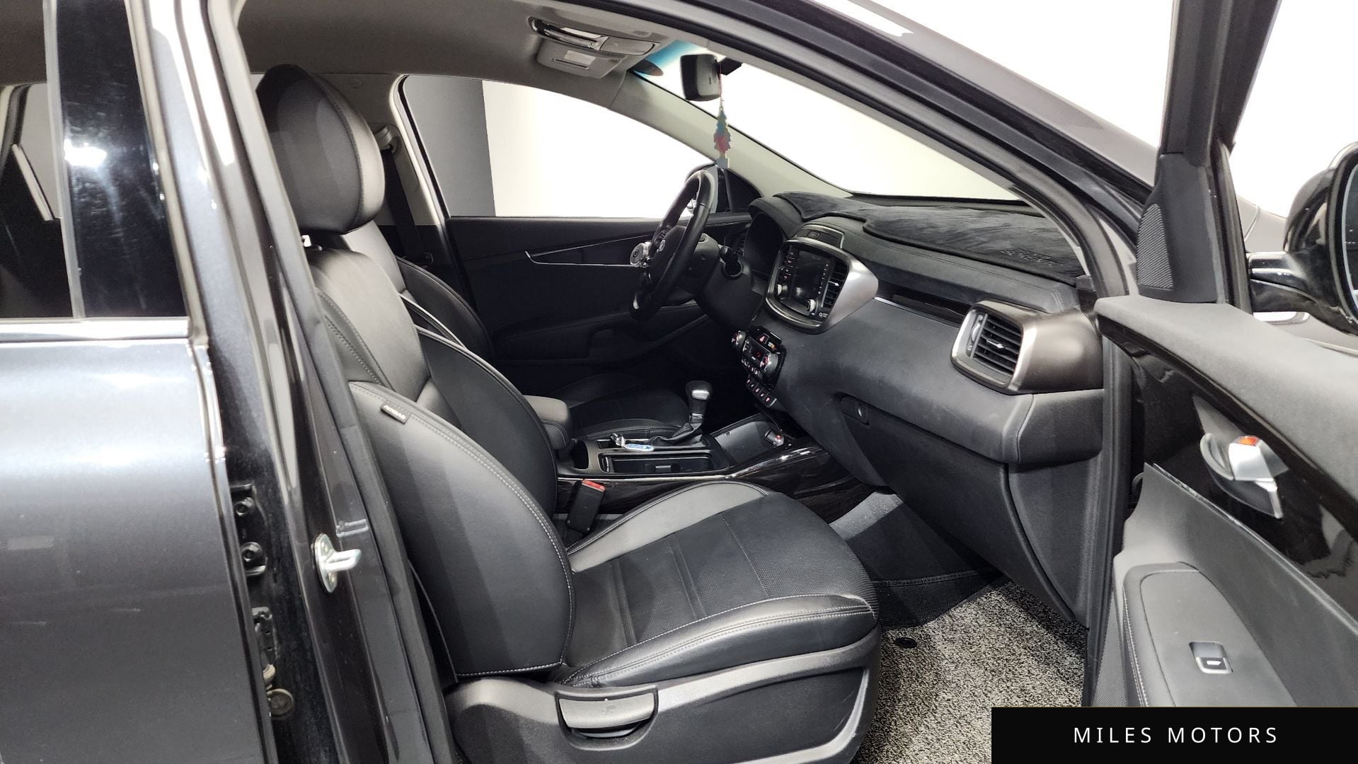 Kia Sorento 2018 — миниатюра 11