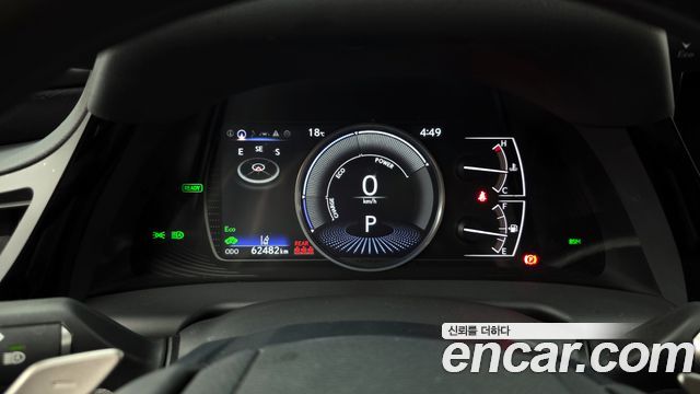 Лексус ES300h 2023 — миниатюра 8