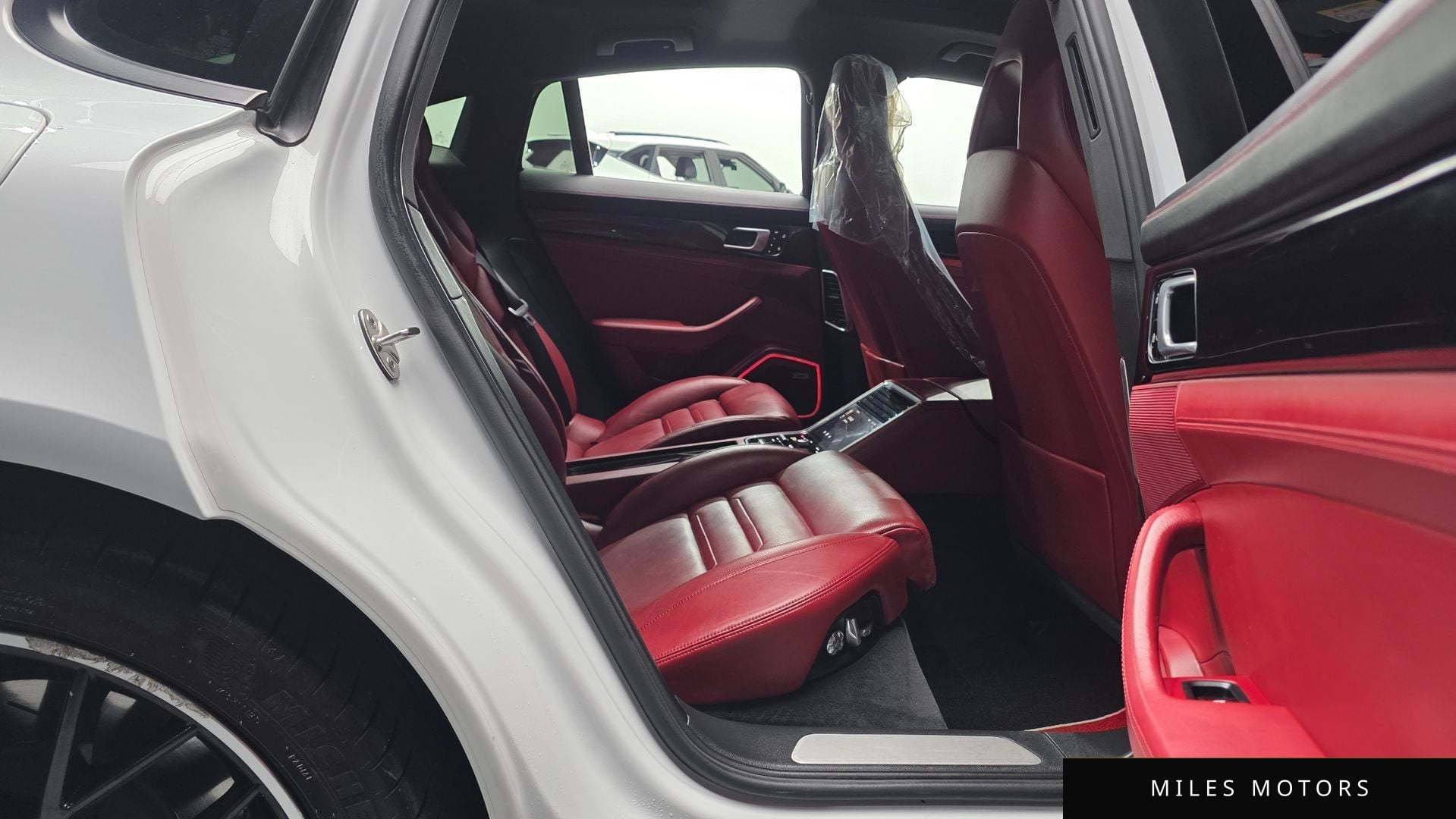 Porsche Panamera 2020 — миниатюра 12