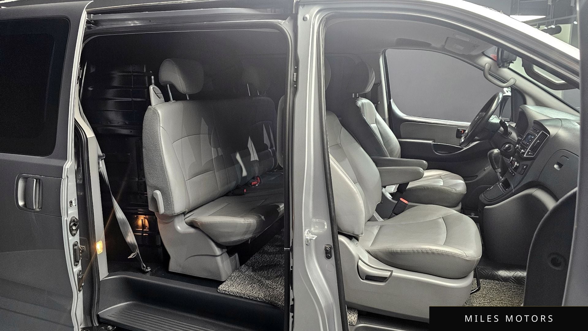 Hyundai Starex 2019 — миниатюра 10