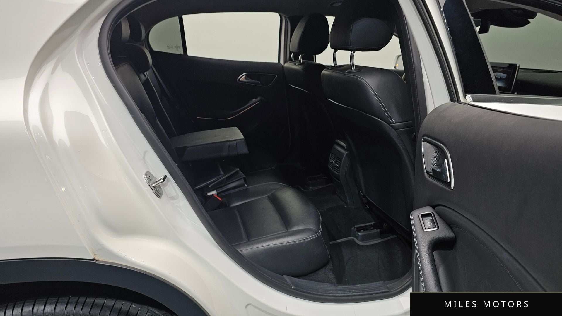 Mercedes-Benz GLA-Class X156 2019 — миниатюра 12