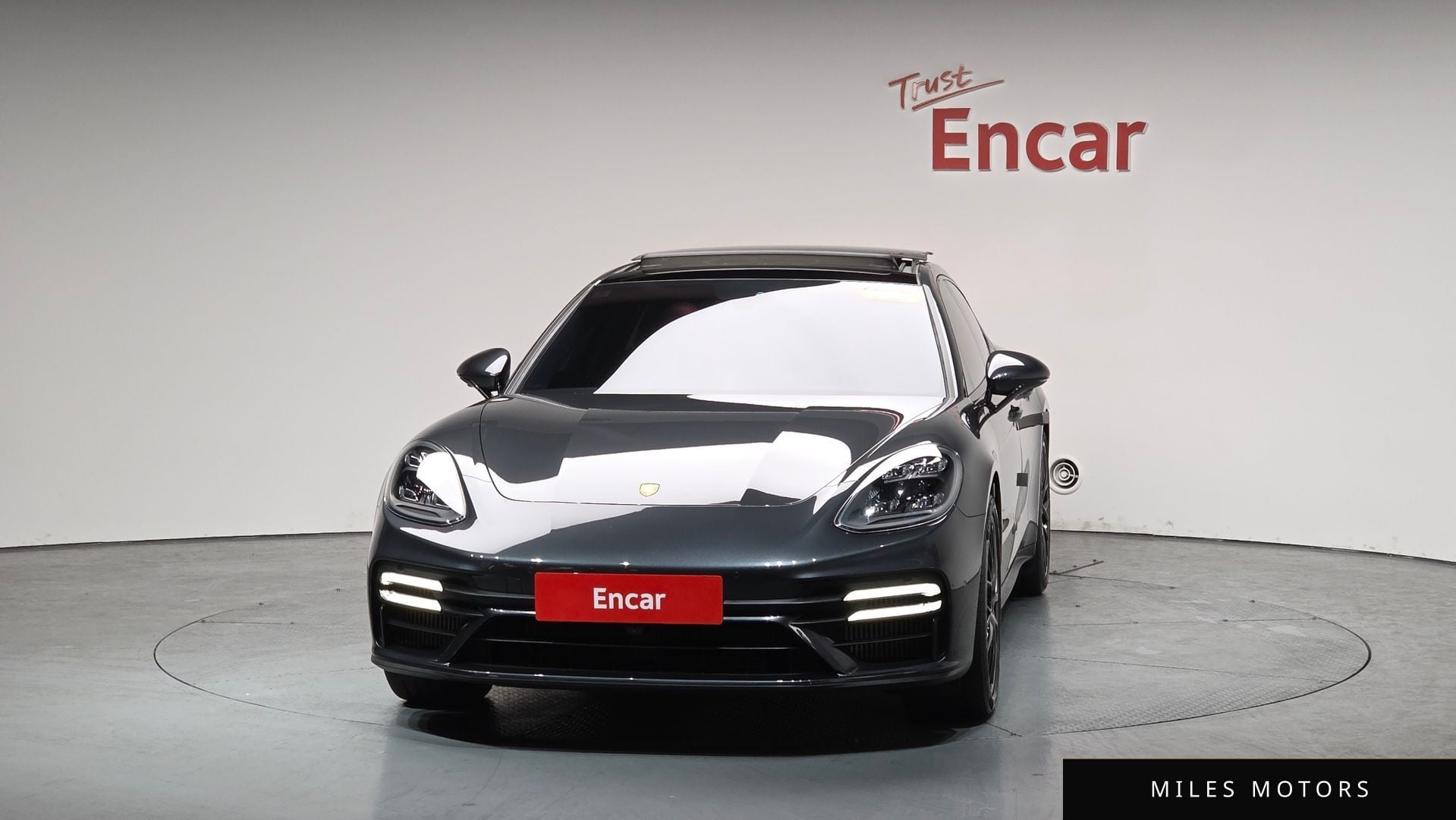 Porsche Panamera 2021 — миниатюра 2