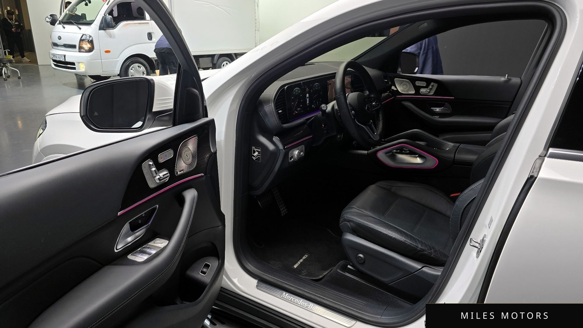 Mercedes-Benz GLE-Class W167 2023 — миниатюра 10