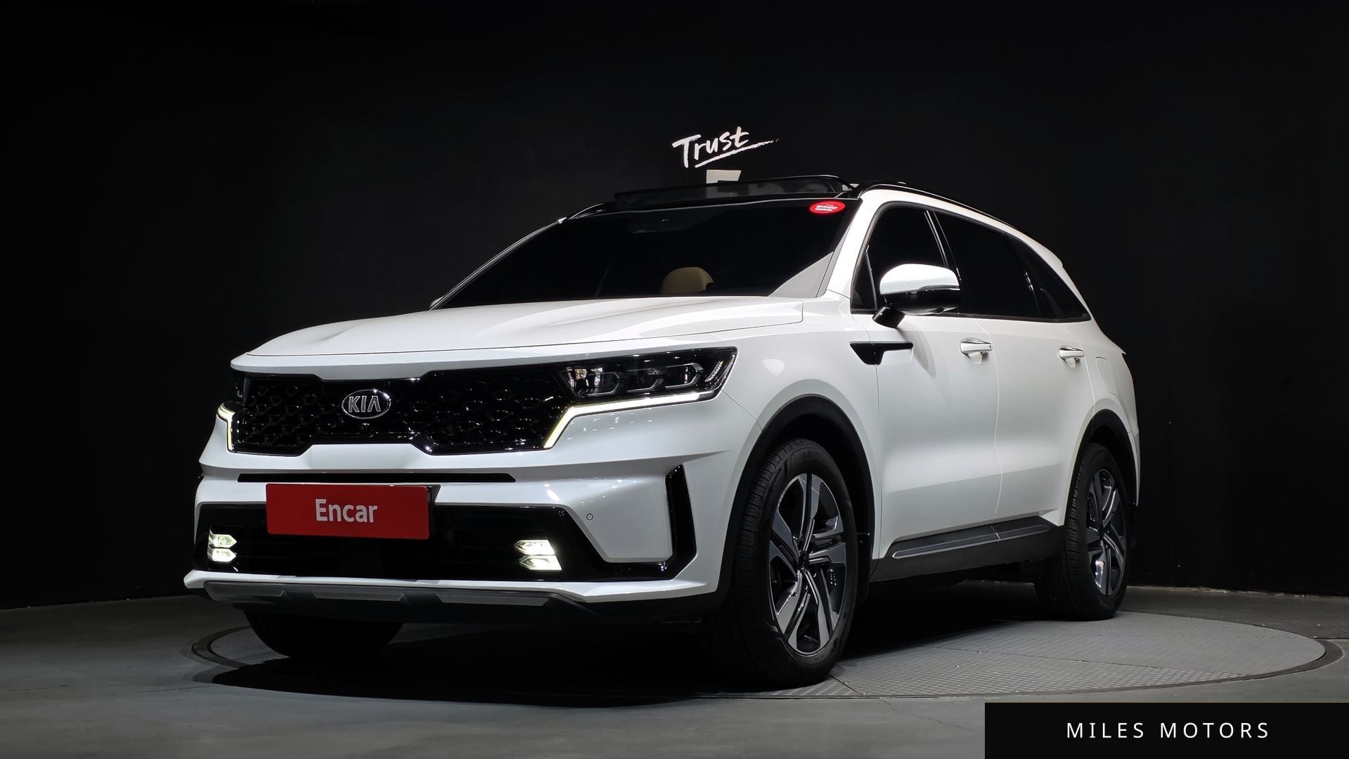 Kia Sorento 2021 — фото 1 из 12