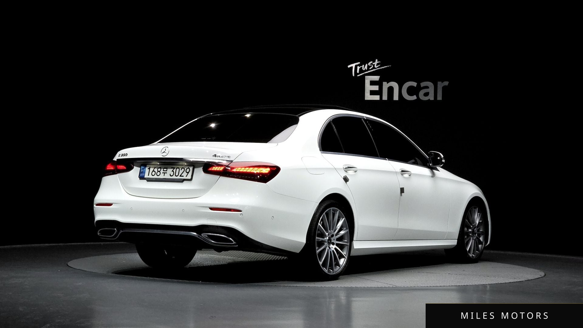 Mercedes-Benz E-클래스 W213 2022 — миниатюра 2