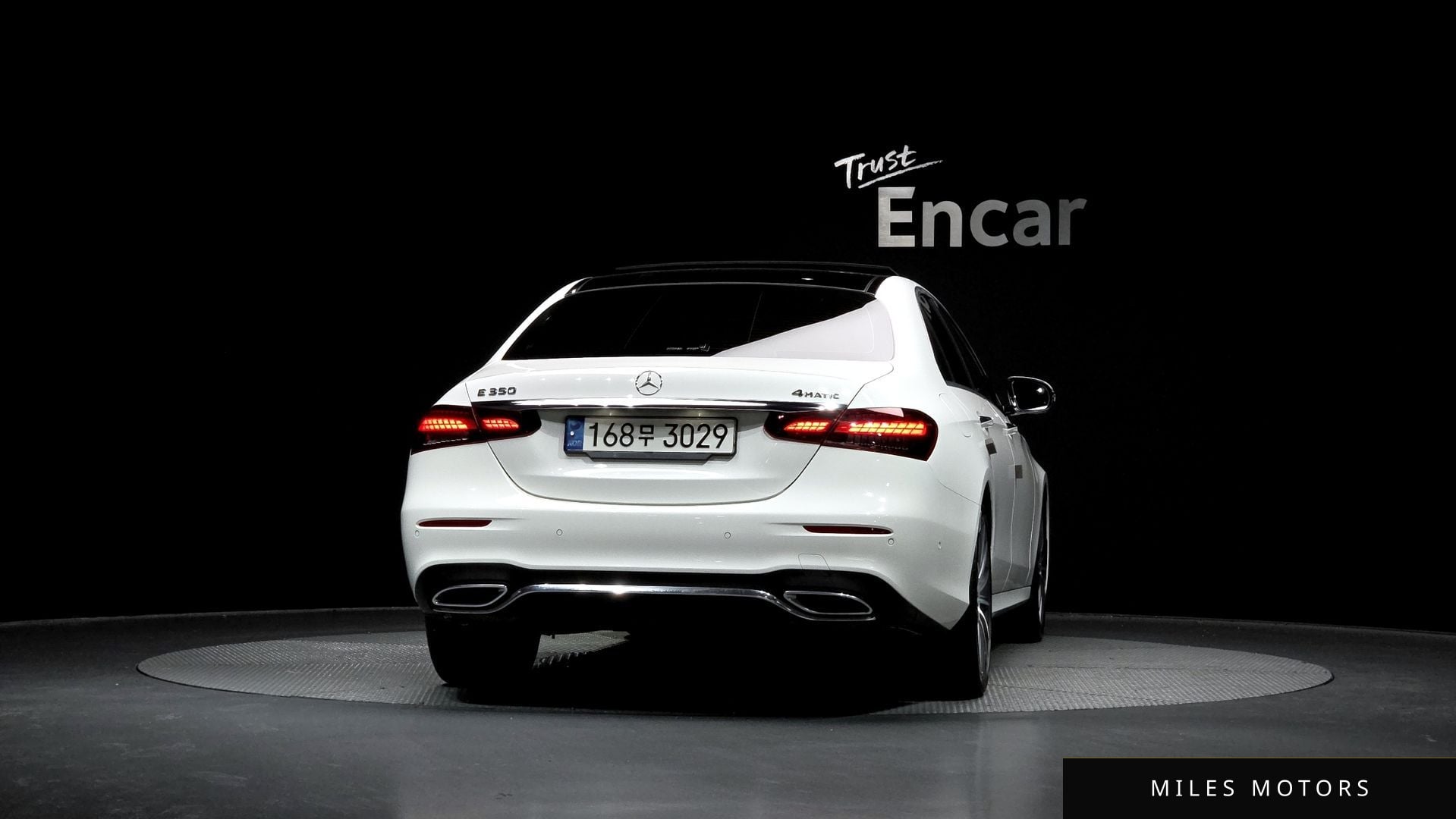 Mercedes-Benz E-클래스 W213 2022 — миниатюра 4