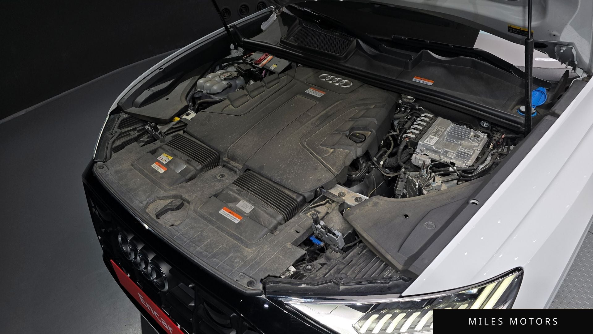 Audi Q8 (4M) 2023 — миниатюра 6