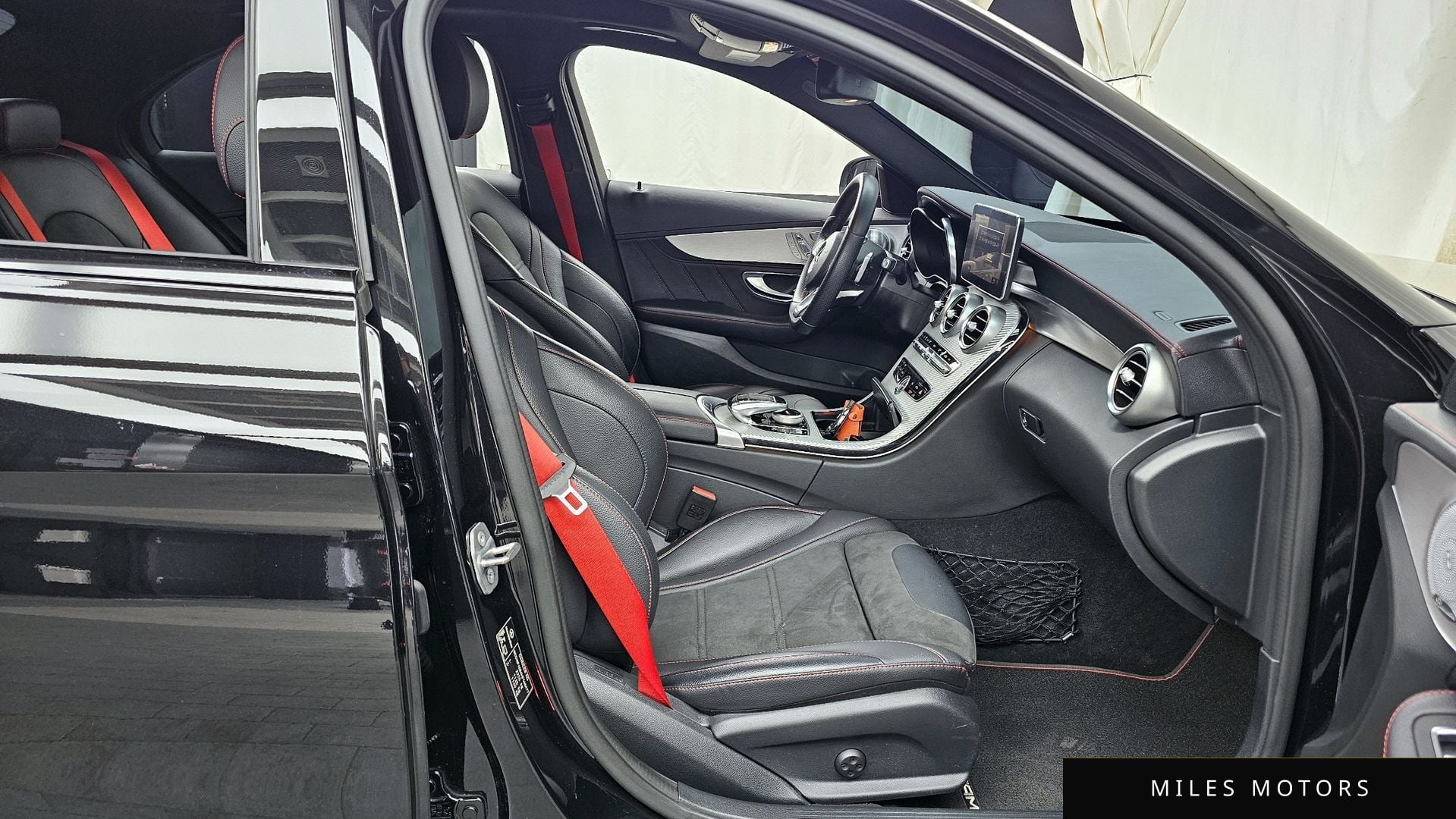 Mercedes-Benz C-Class W205 2017 — миниатюра 11