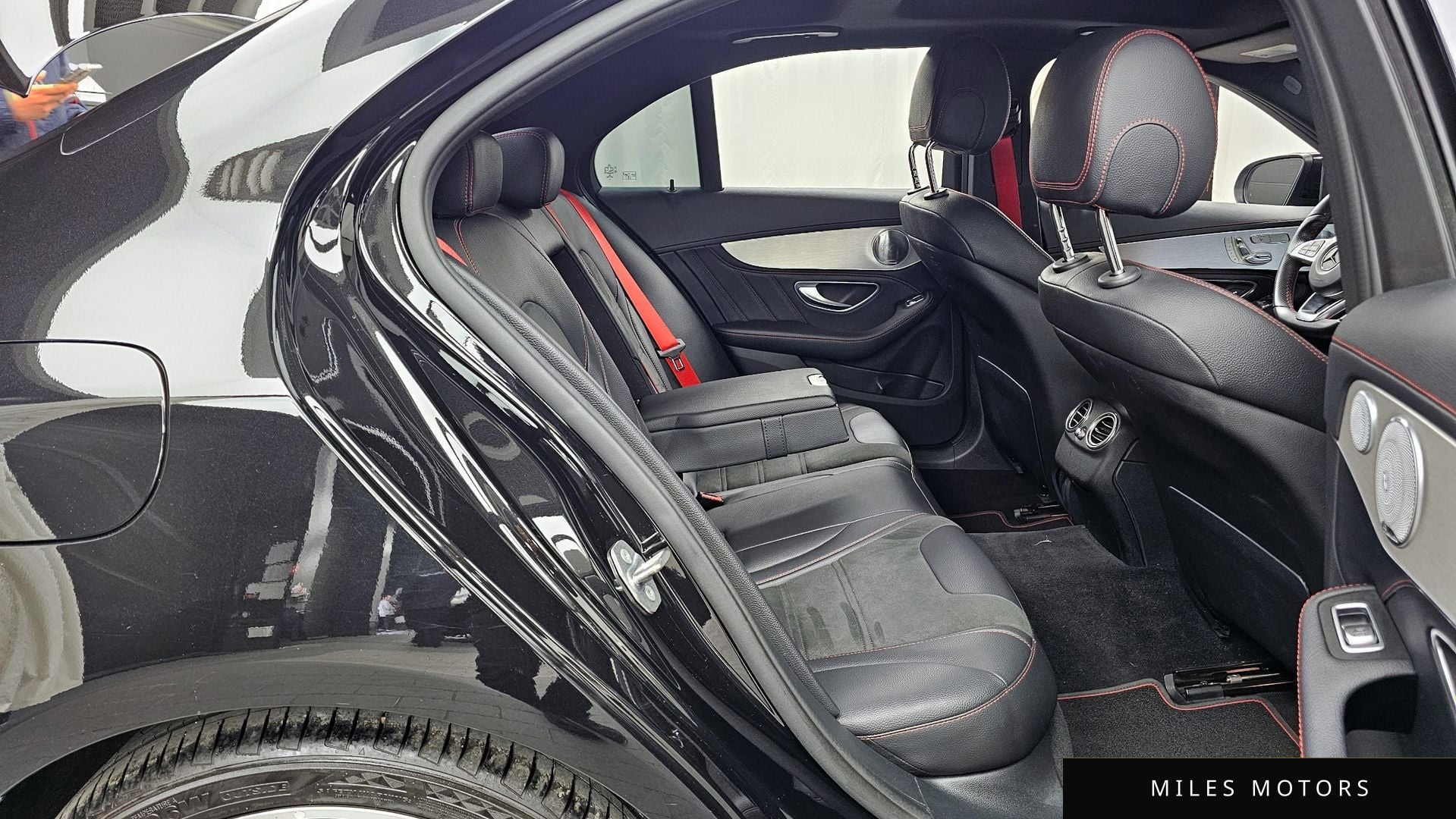 Mercedes-Benz C-Class W205 2017 — миниатюра 12