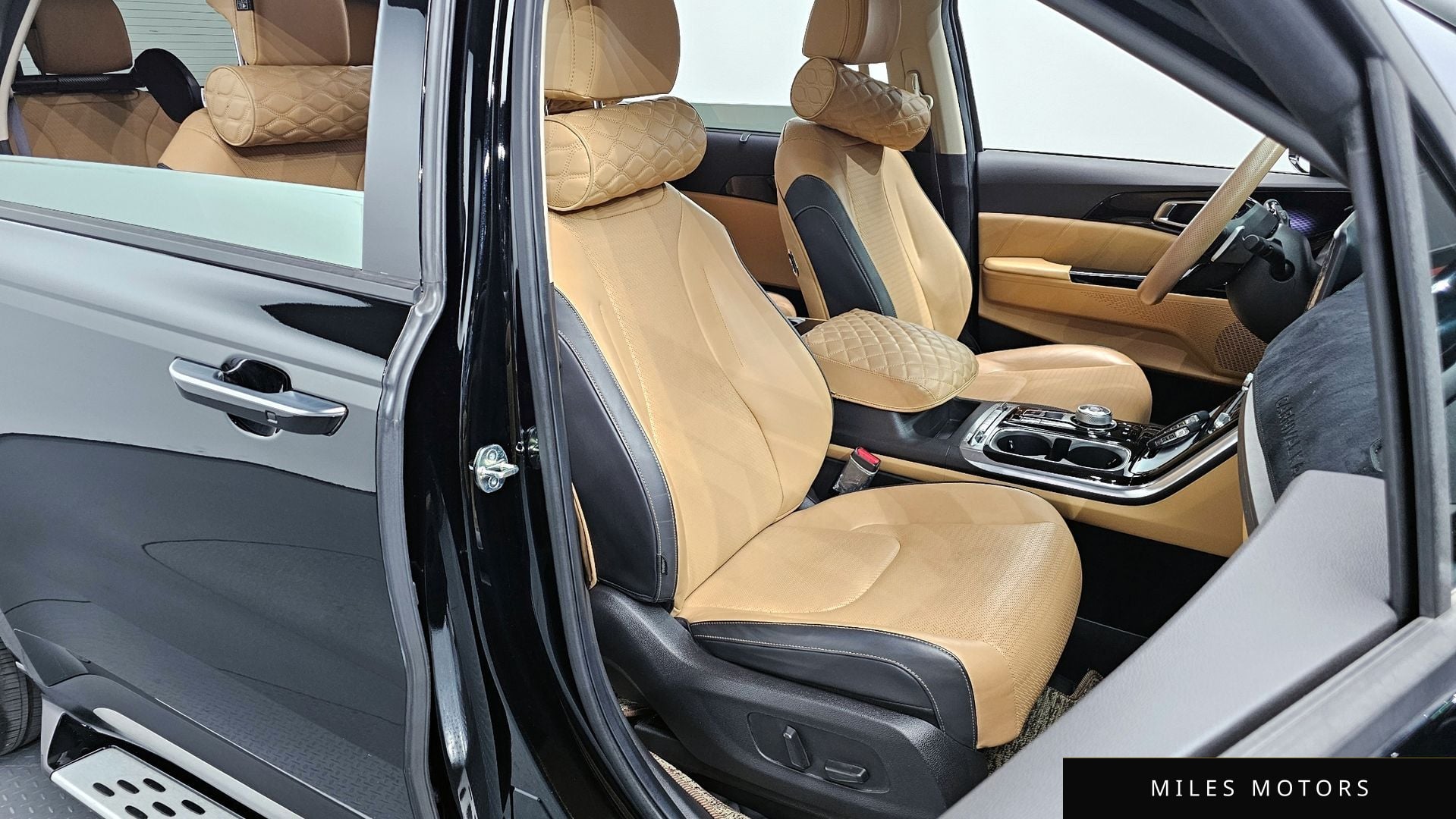Kia Carnival 2023 — миниатюра 10