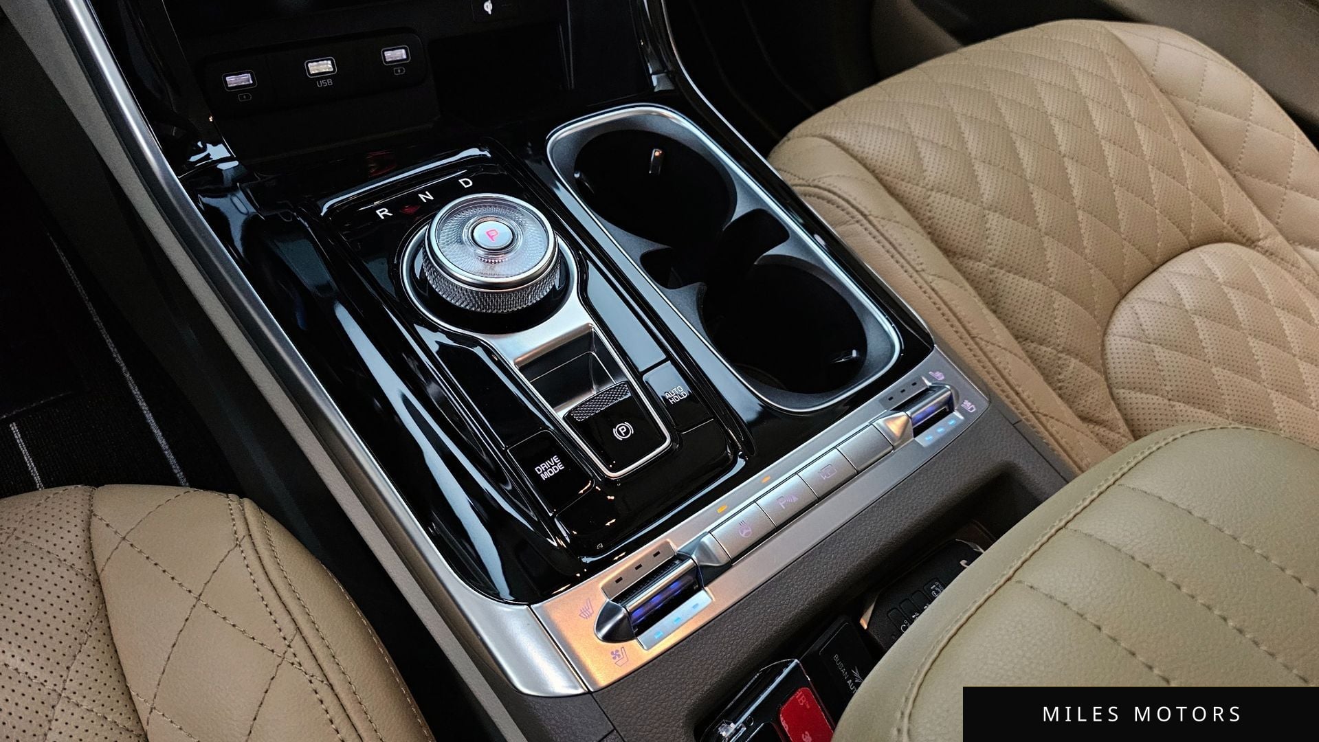 Kia Carnival 2023 — миниатюра 9