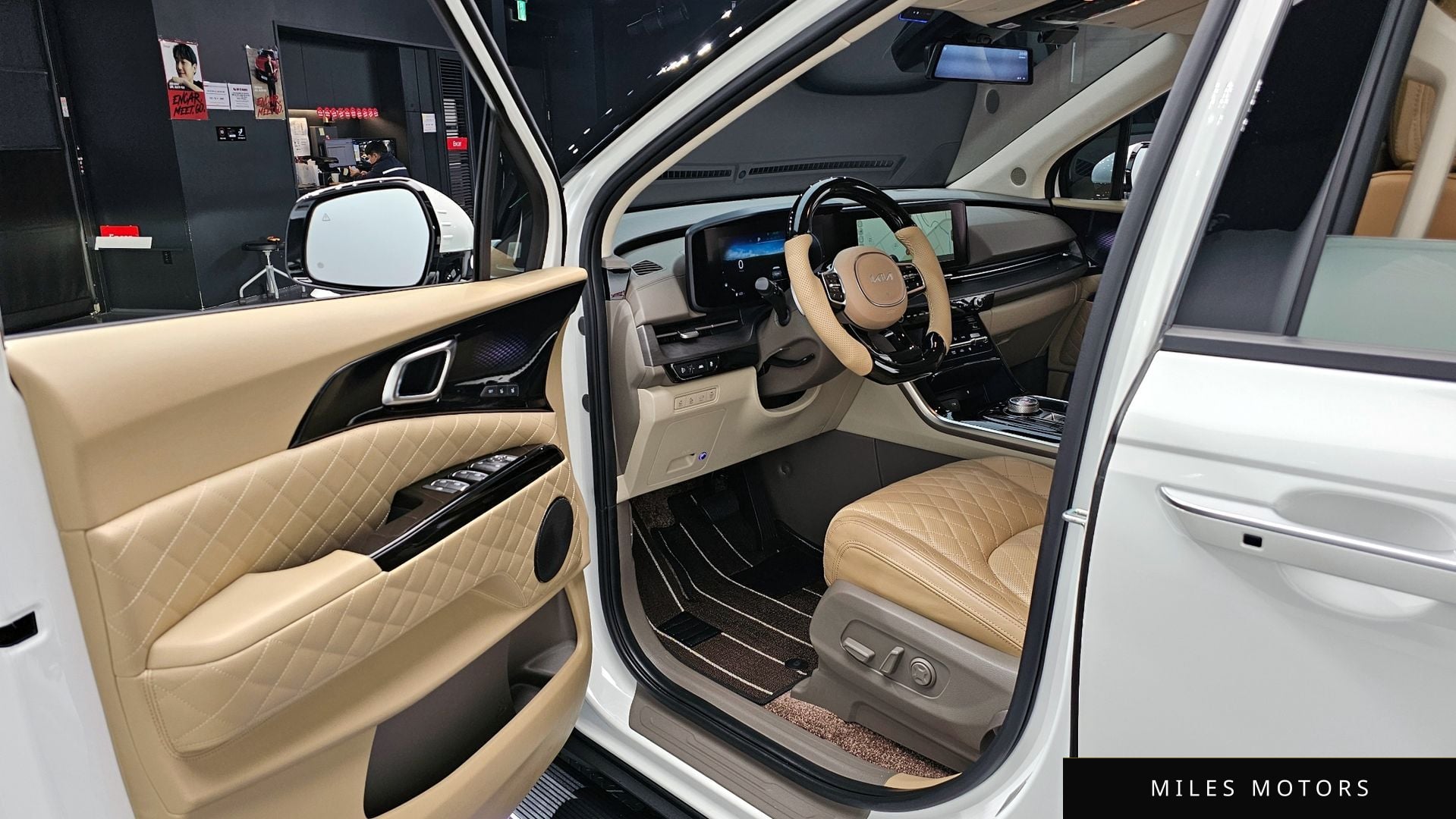 Kia Carnival 2023 — миниатюра 11