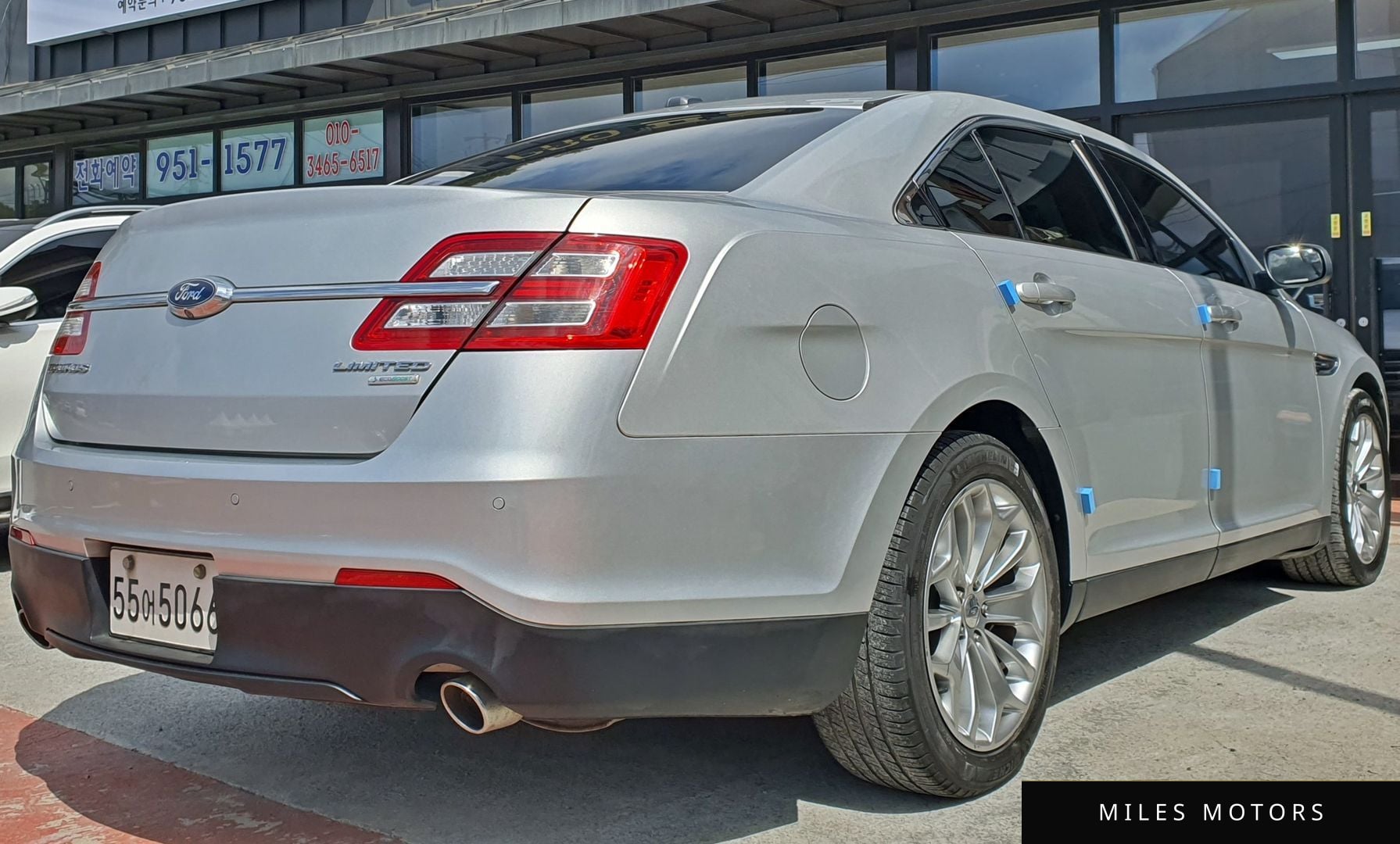 Ford Taurus 2014 — миниатюра 3