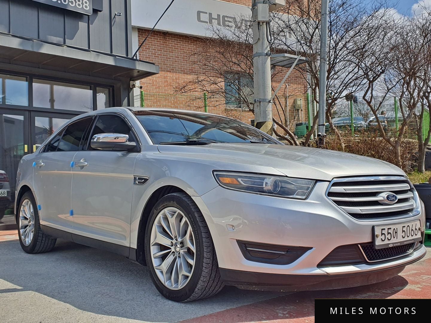 Ford Taurus 2014 — миниатюра 4