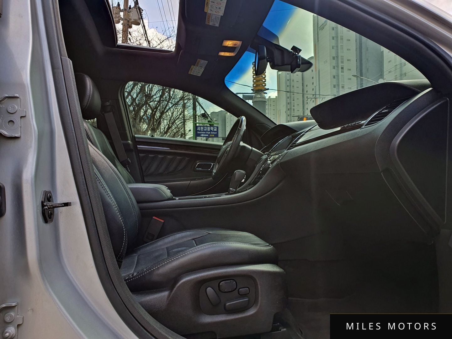 Ford Taurus 2014 — миниатюра 6