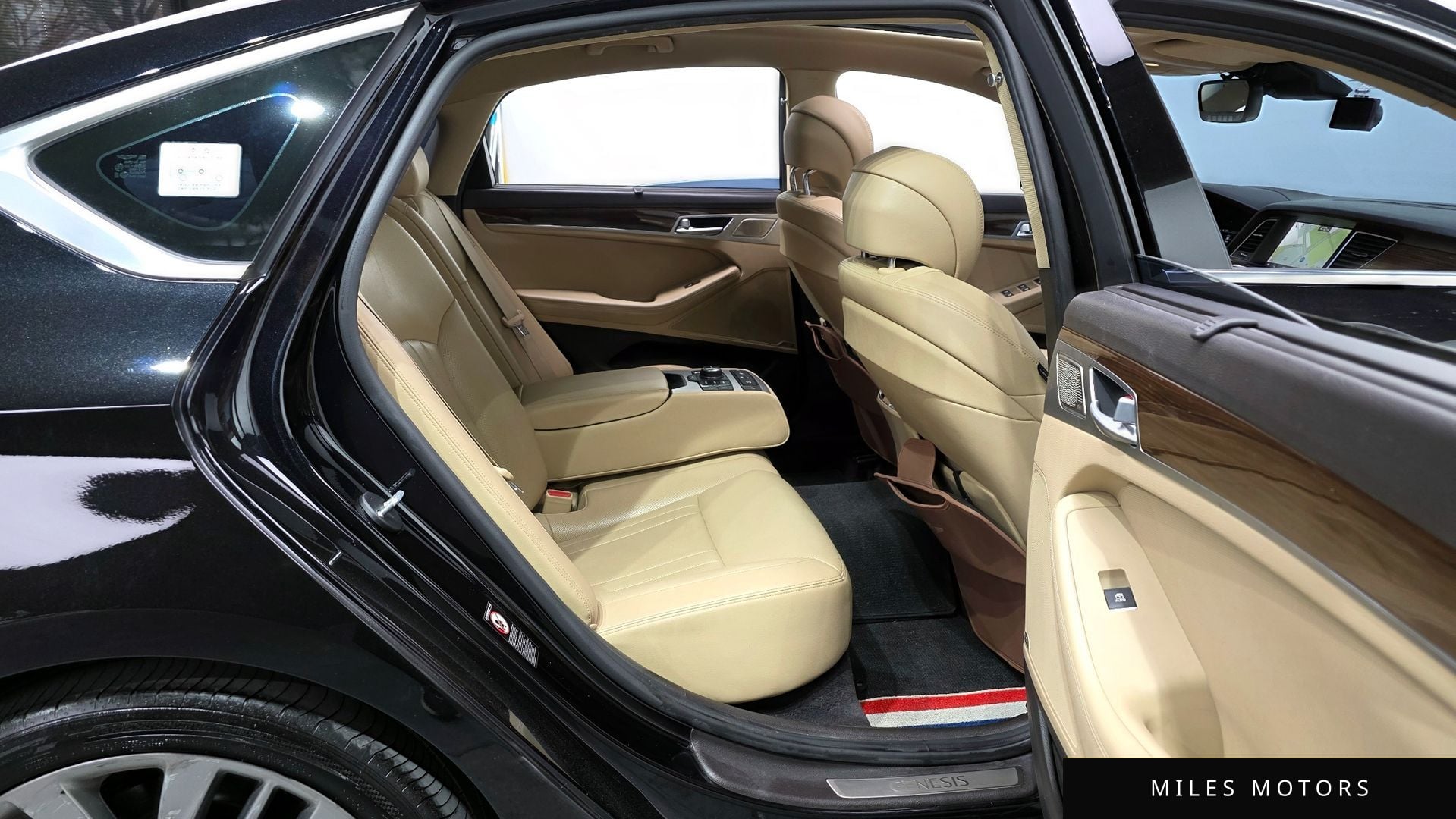 Genesis G80 2019 — миниатюра 12