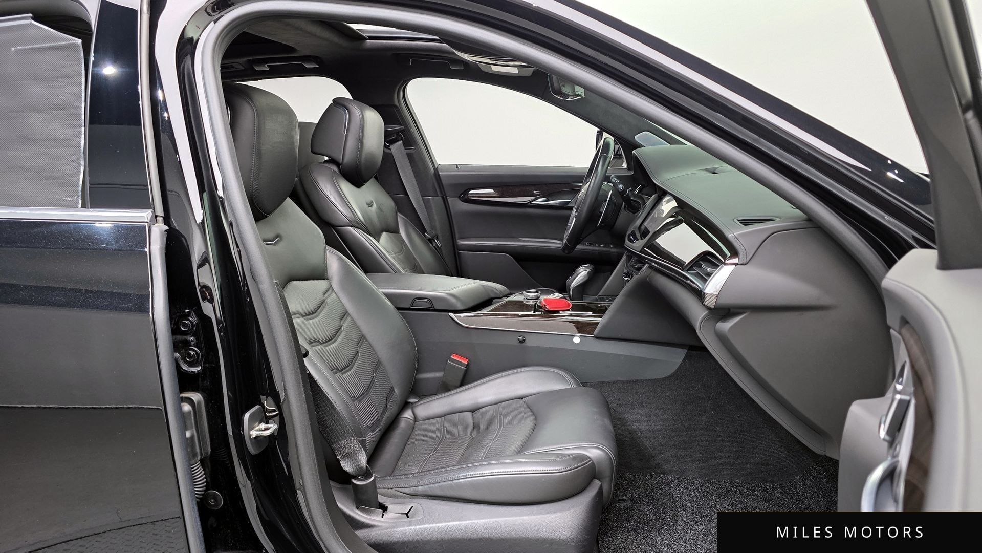 Cadillac CT6 2019 — миниатюра 10