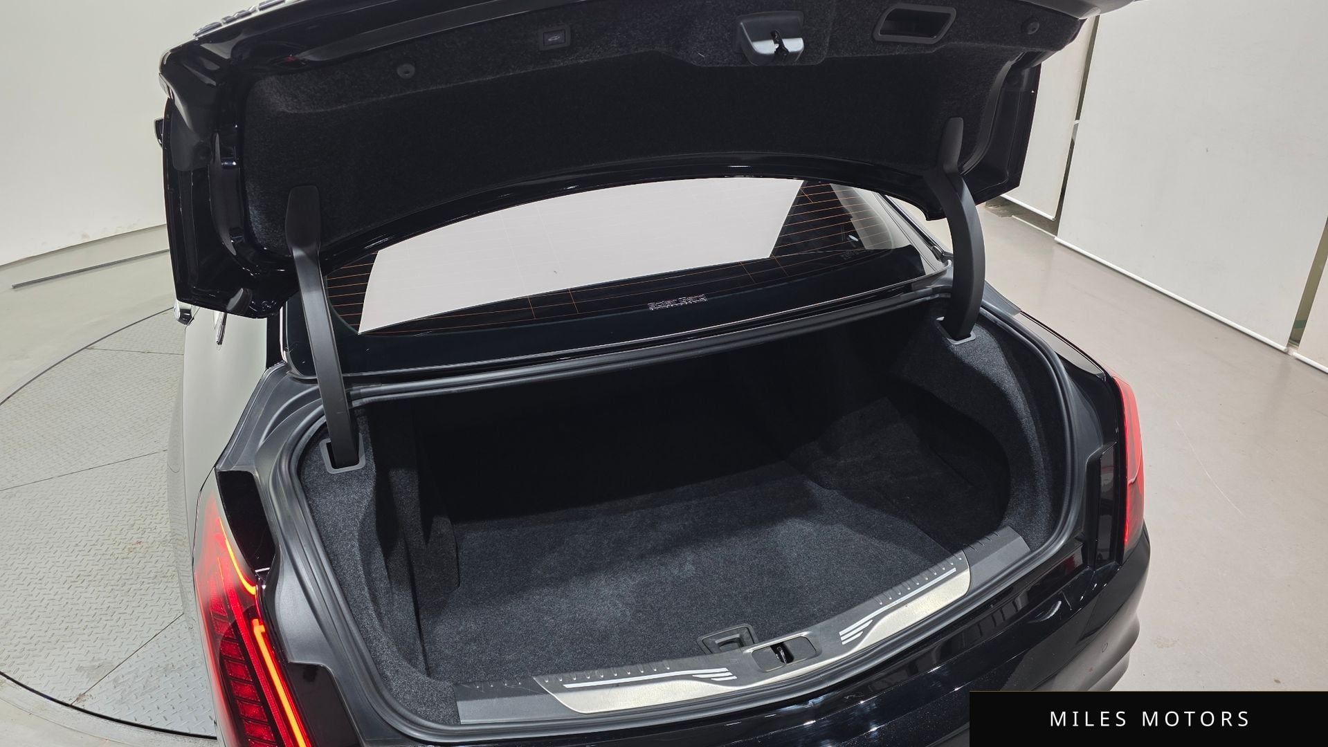 Cadillac CT6 2019 — миниатюра 20
