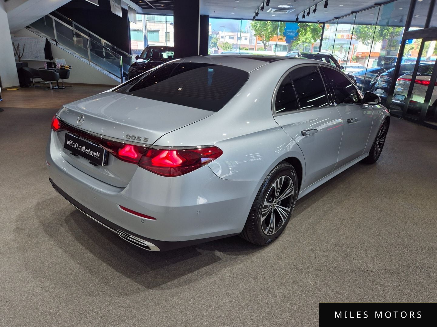 Mercedes-Benz E-Class W214 2025 — миниатюра 2