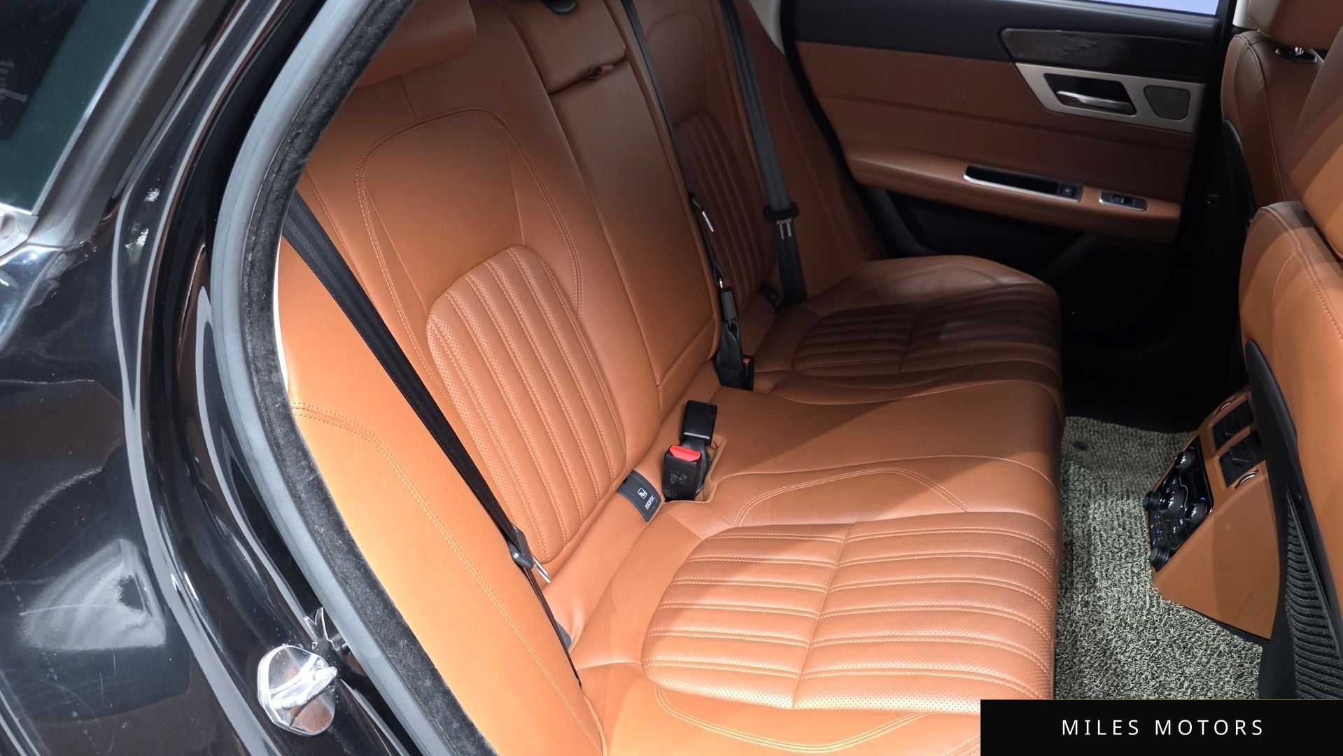 Jaguar XF (X260) 2017 — миниатюра 12
