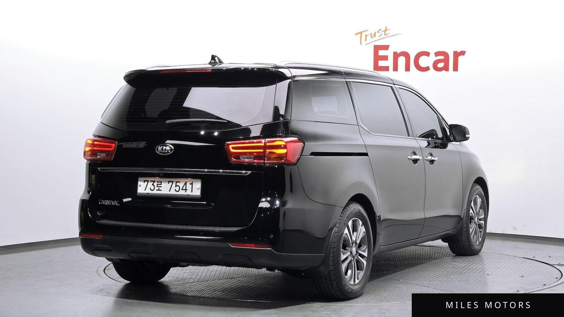 Kia Canival 2019 — миниатюра 2