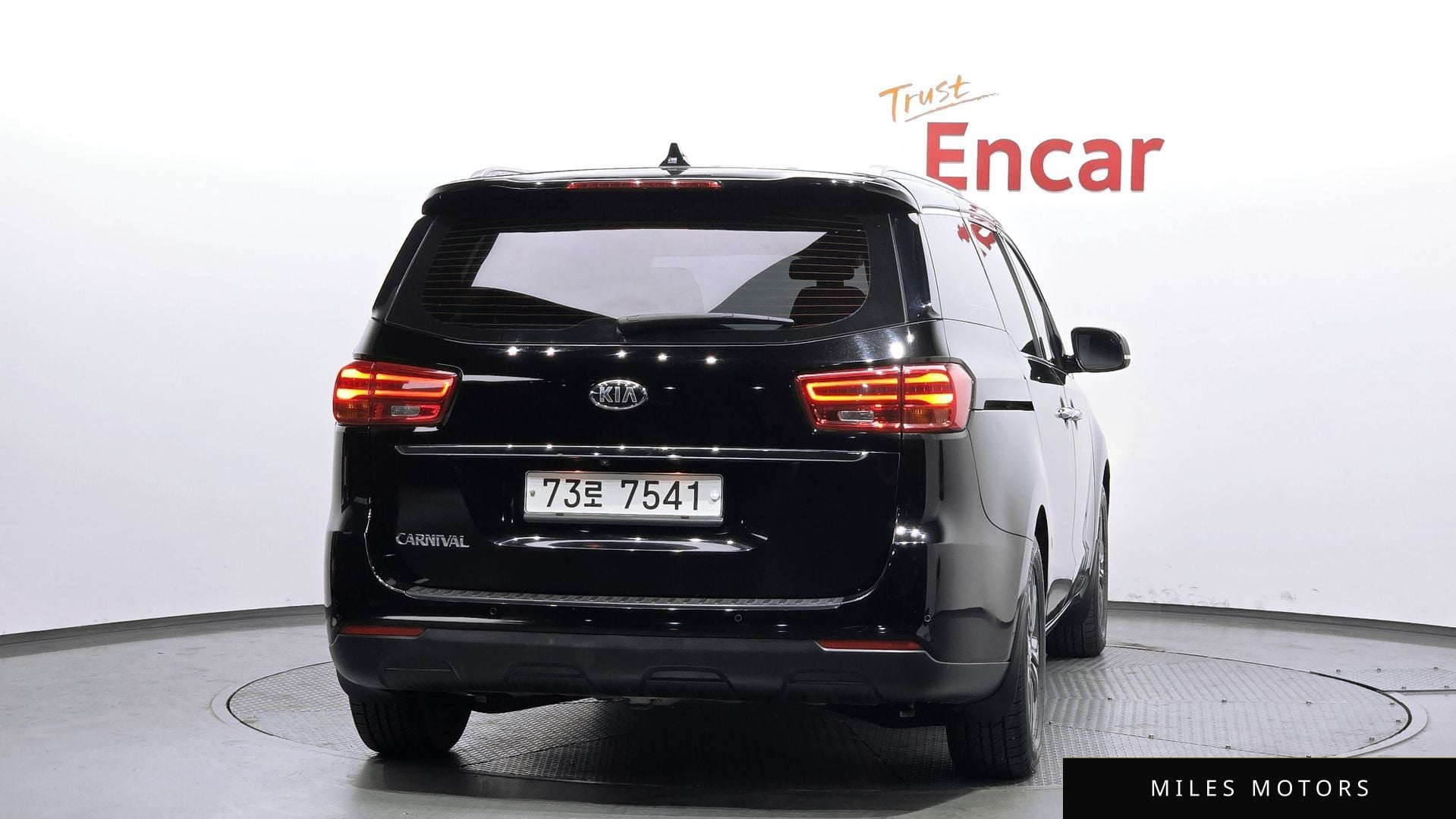 Kia Canival 2019 — миниатюра 4