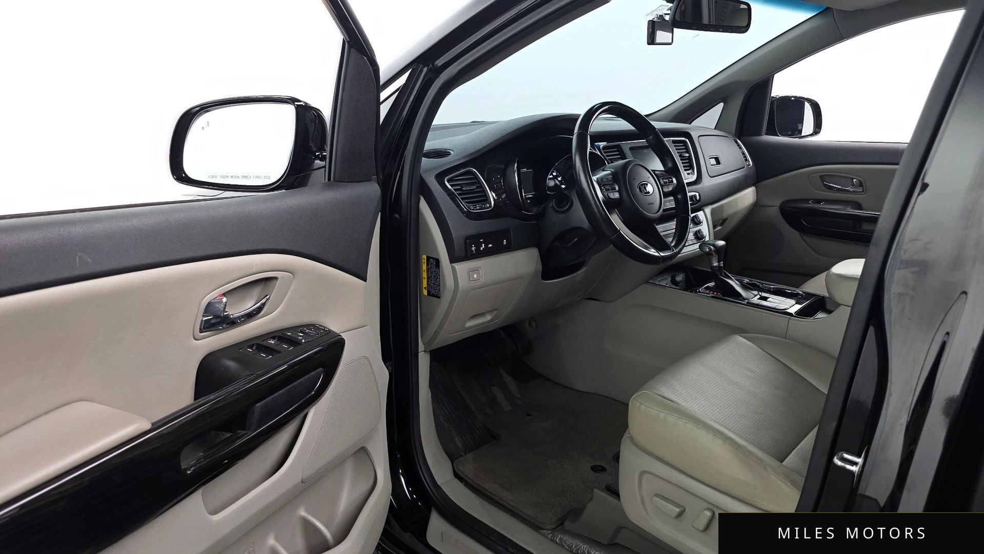 Kia Canival 2019 — миниатюра 11