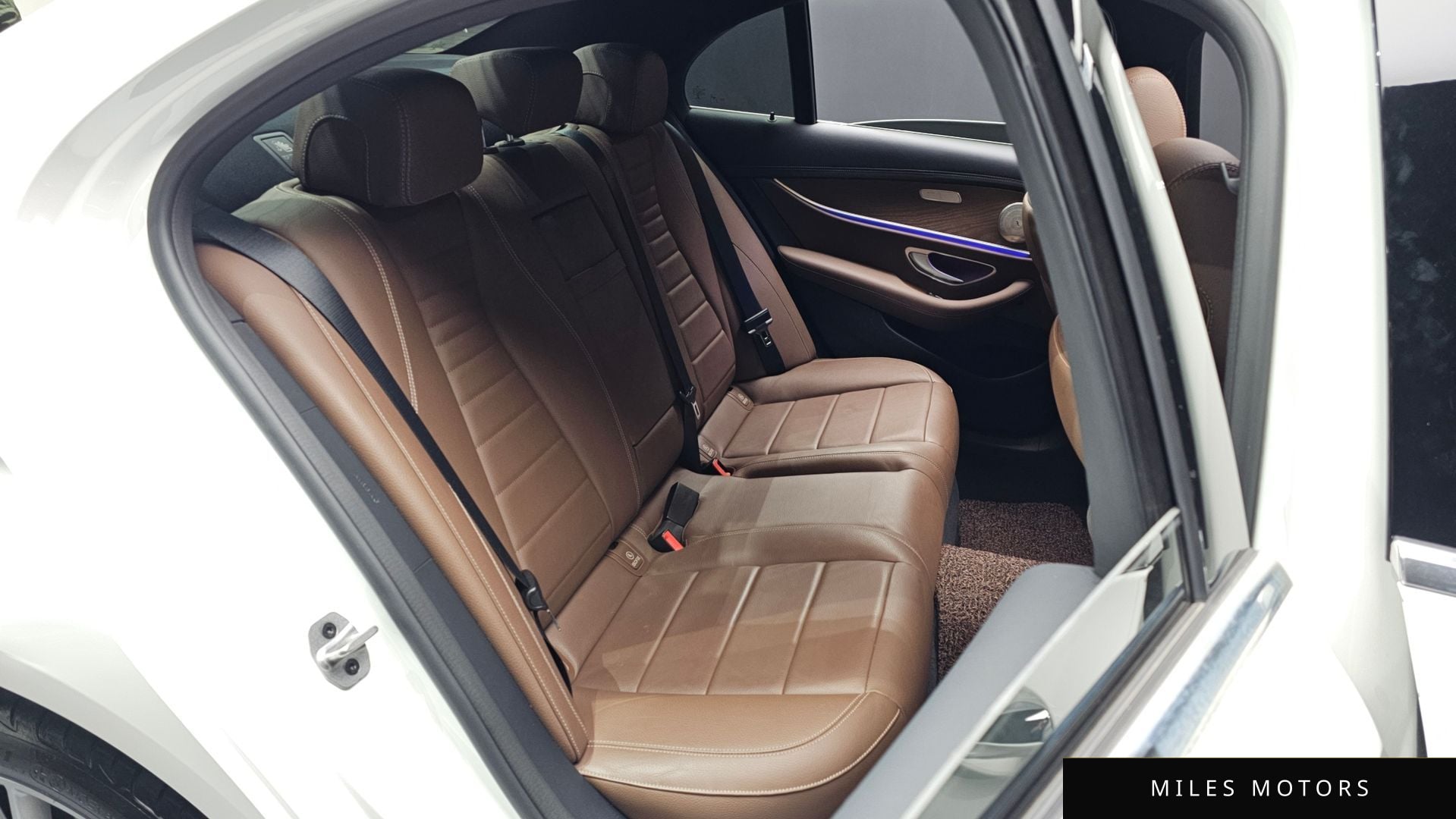 Mercedes-Benz E-Class W213 2021 — миниатюра 12