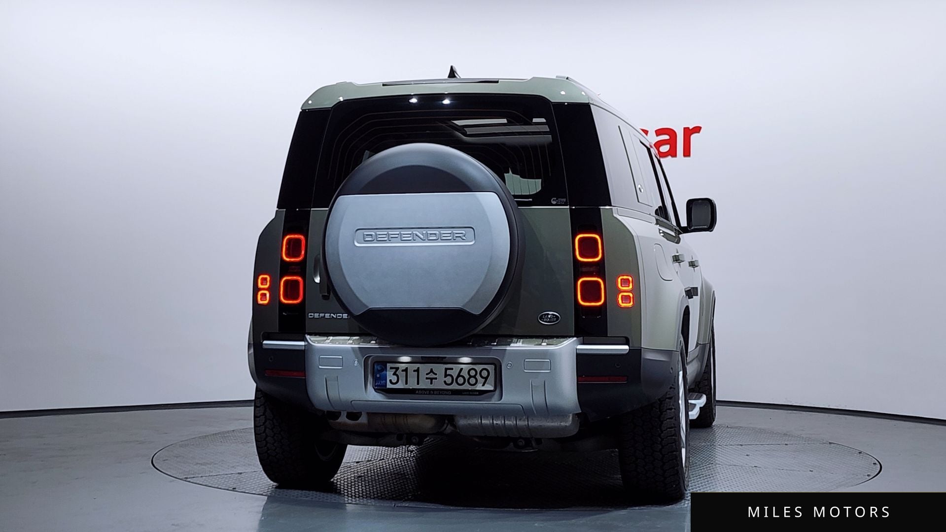 Land Rover Defender 2023 — миниатюра 4