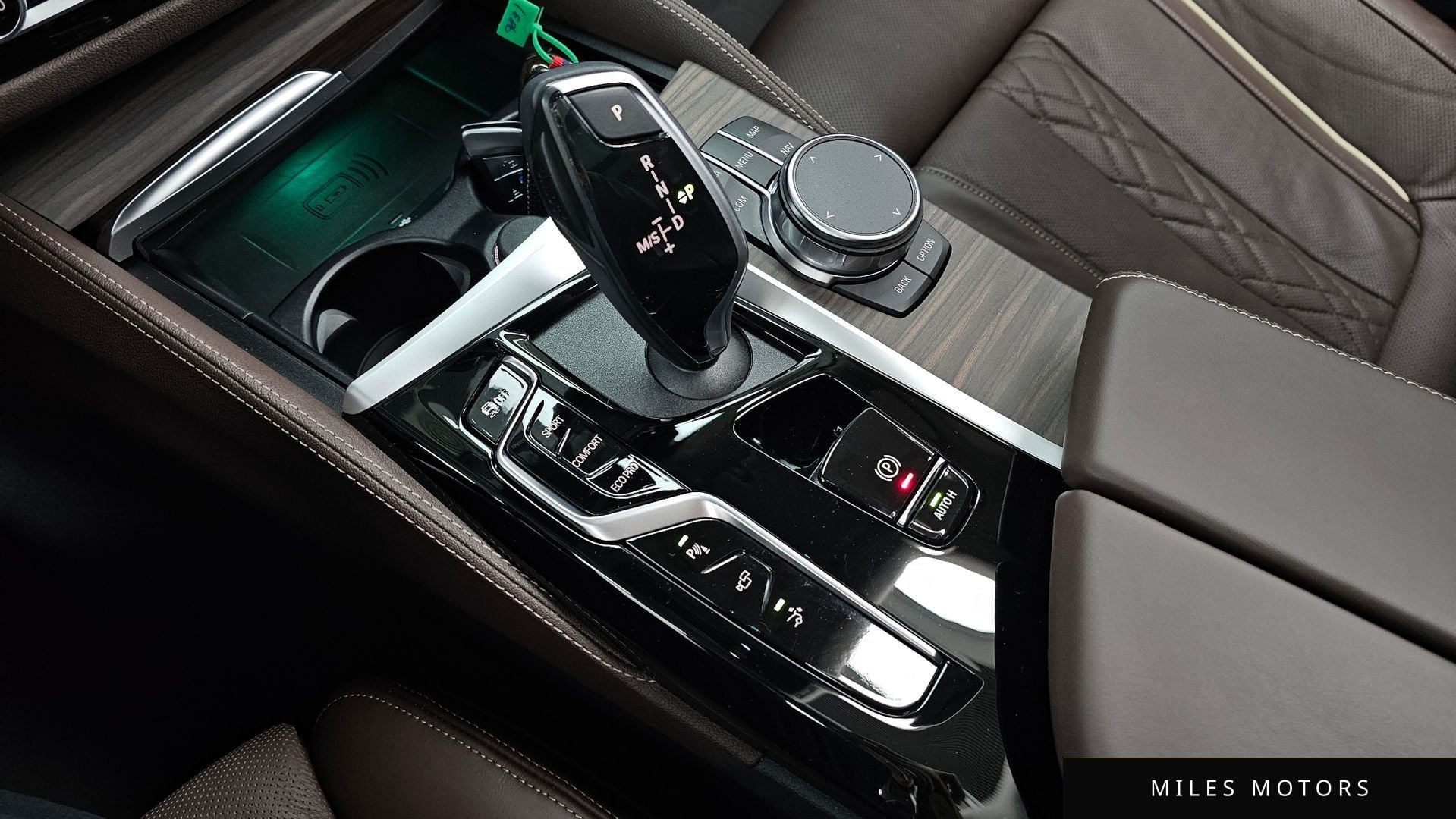 BMW 6 Series GT (G32) 2023 — миниатюра 9