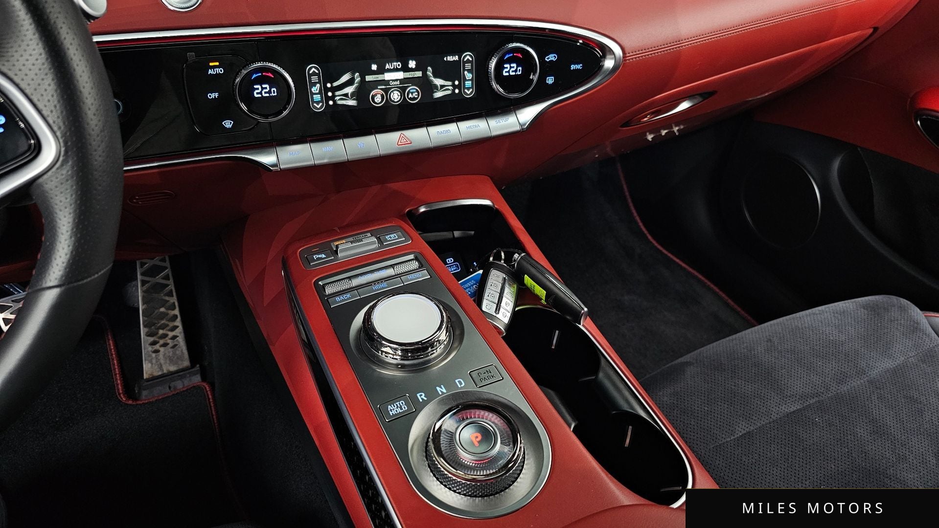 Genesis GV70 2021 — миниатюра 8