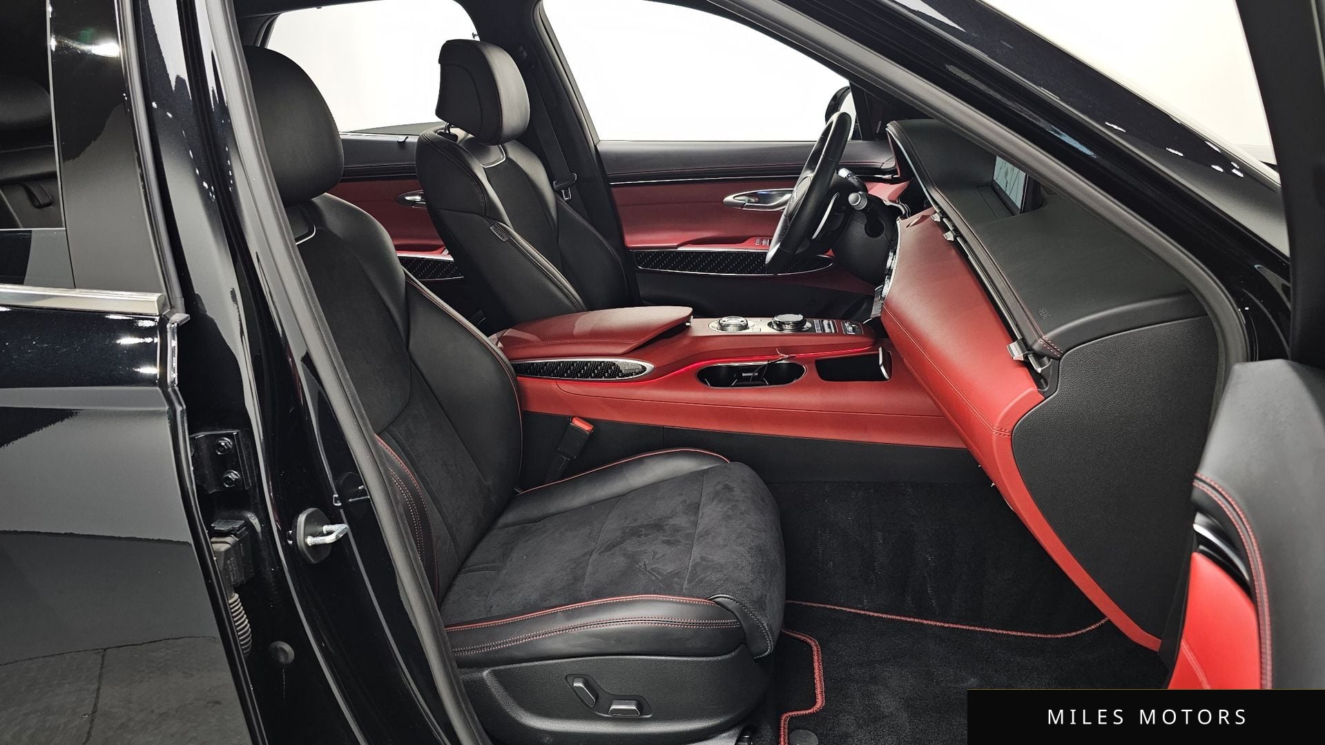 Genesis GV70 2021 — миниатюра 11