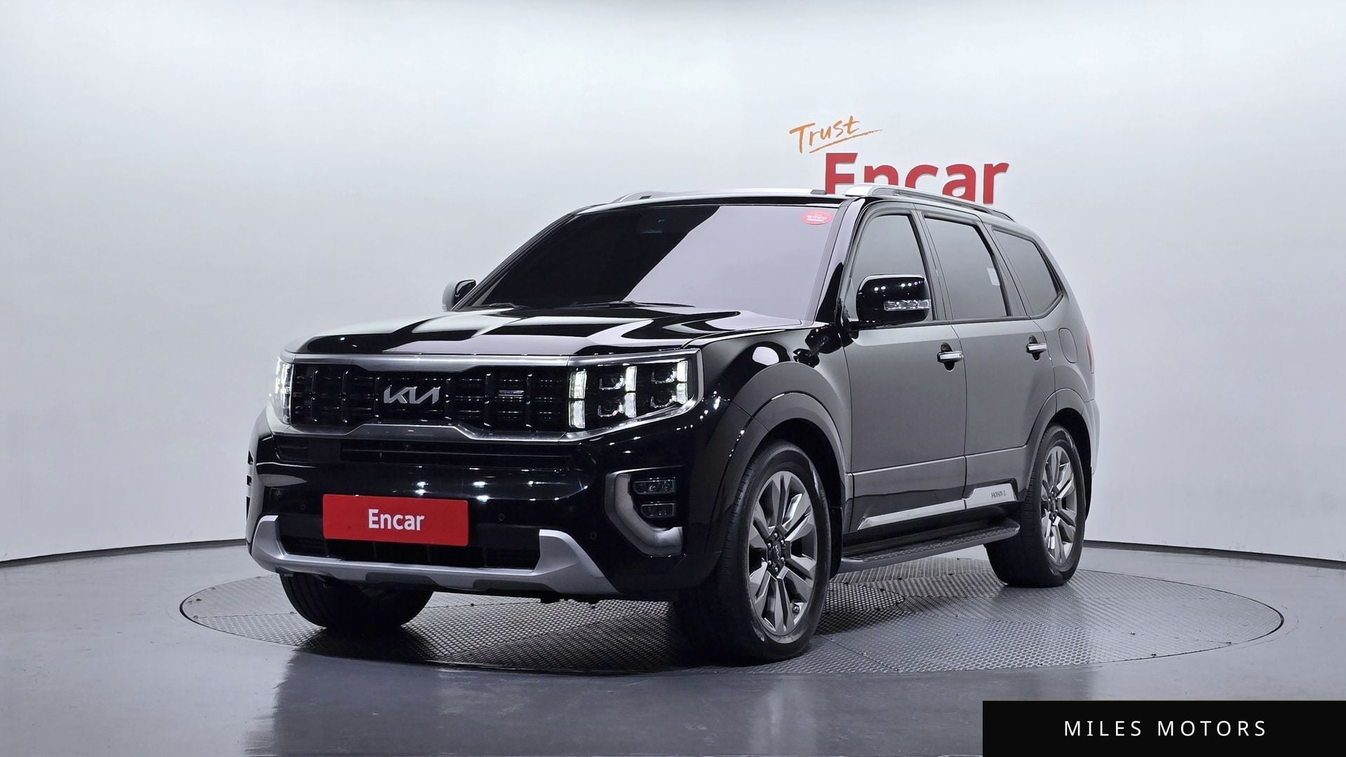 Kia Mohave 2023 — фото 1 из 12