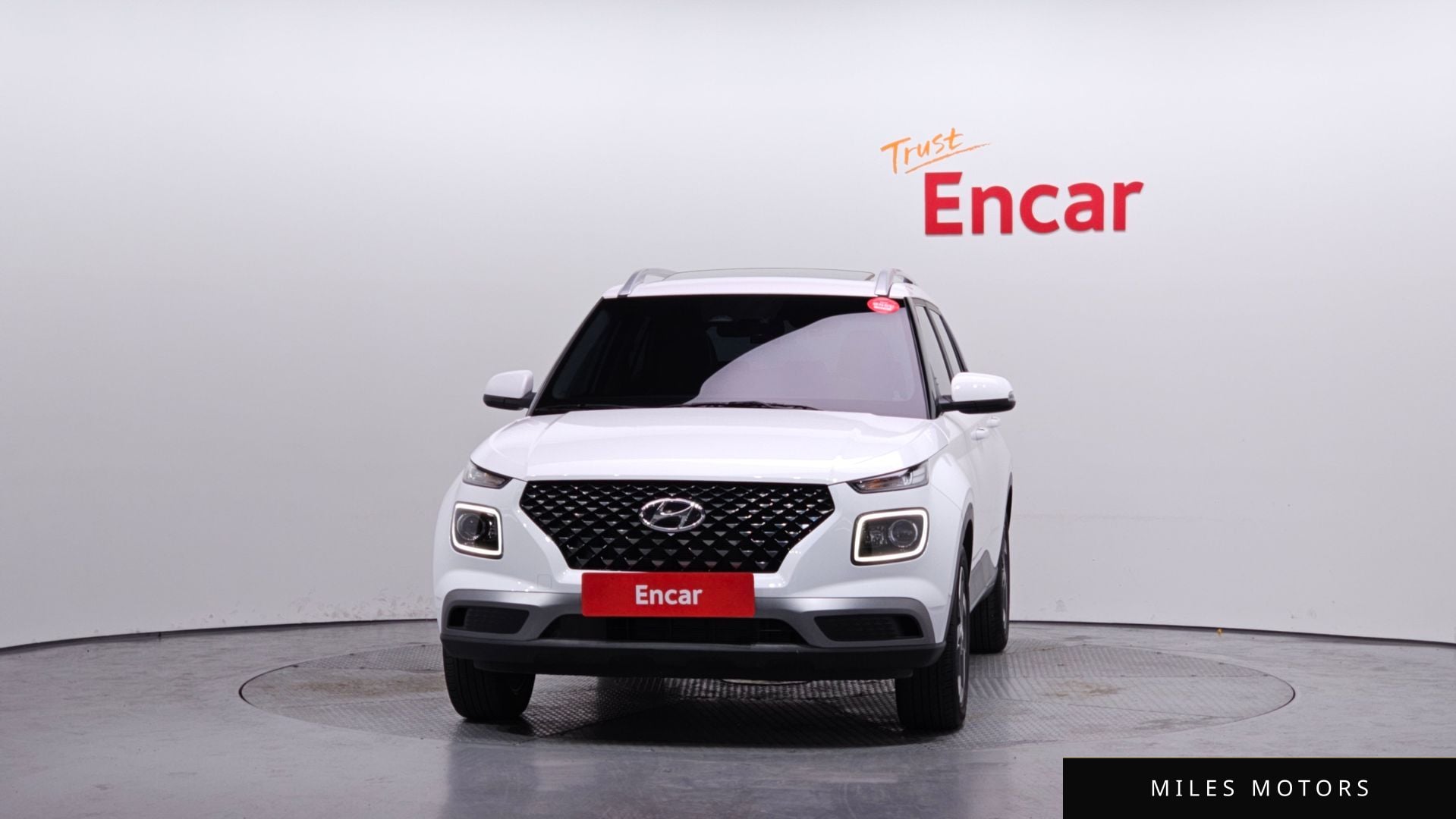 Hyundai Venue 2023 — миниатюра 3