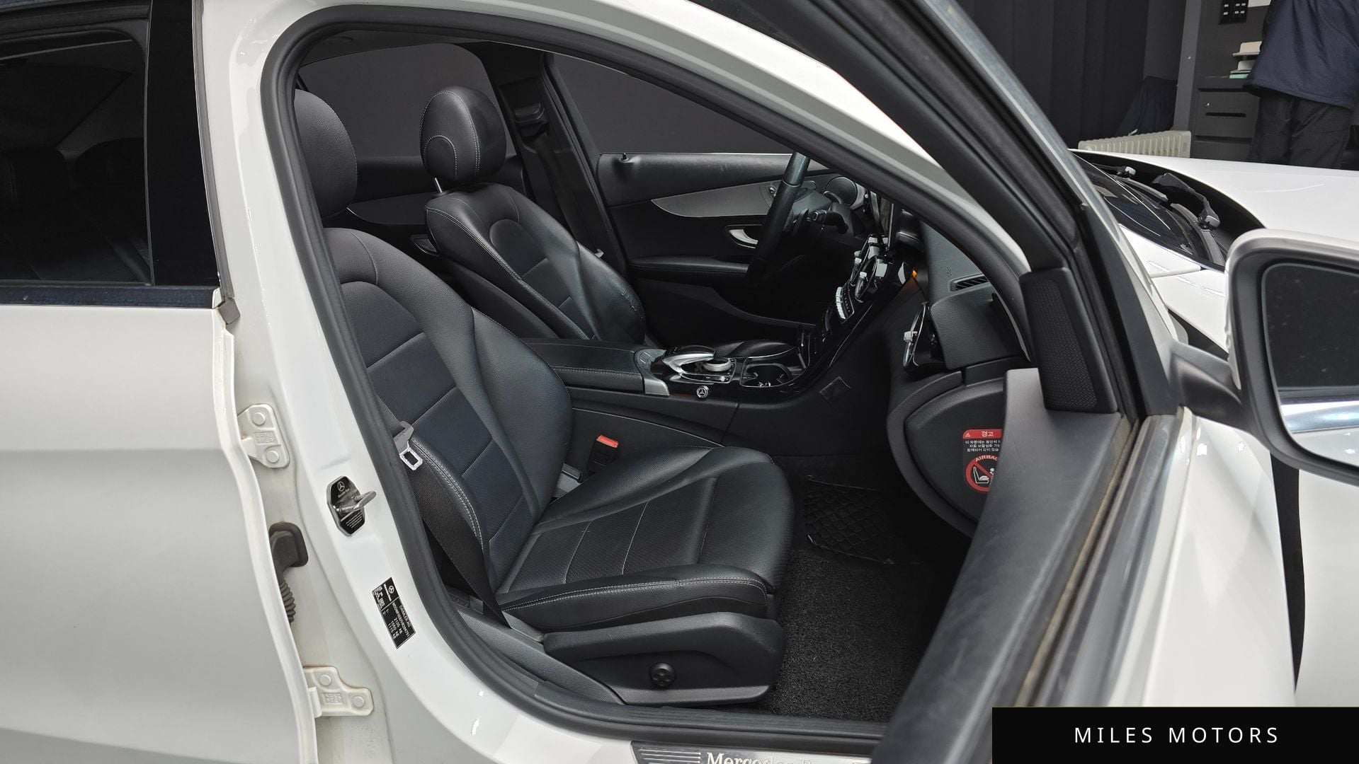 Mercedes-Benz C-Class W205 2017 — миниатюра 12