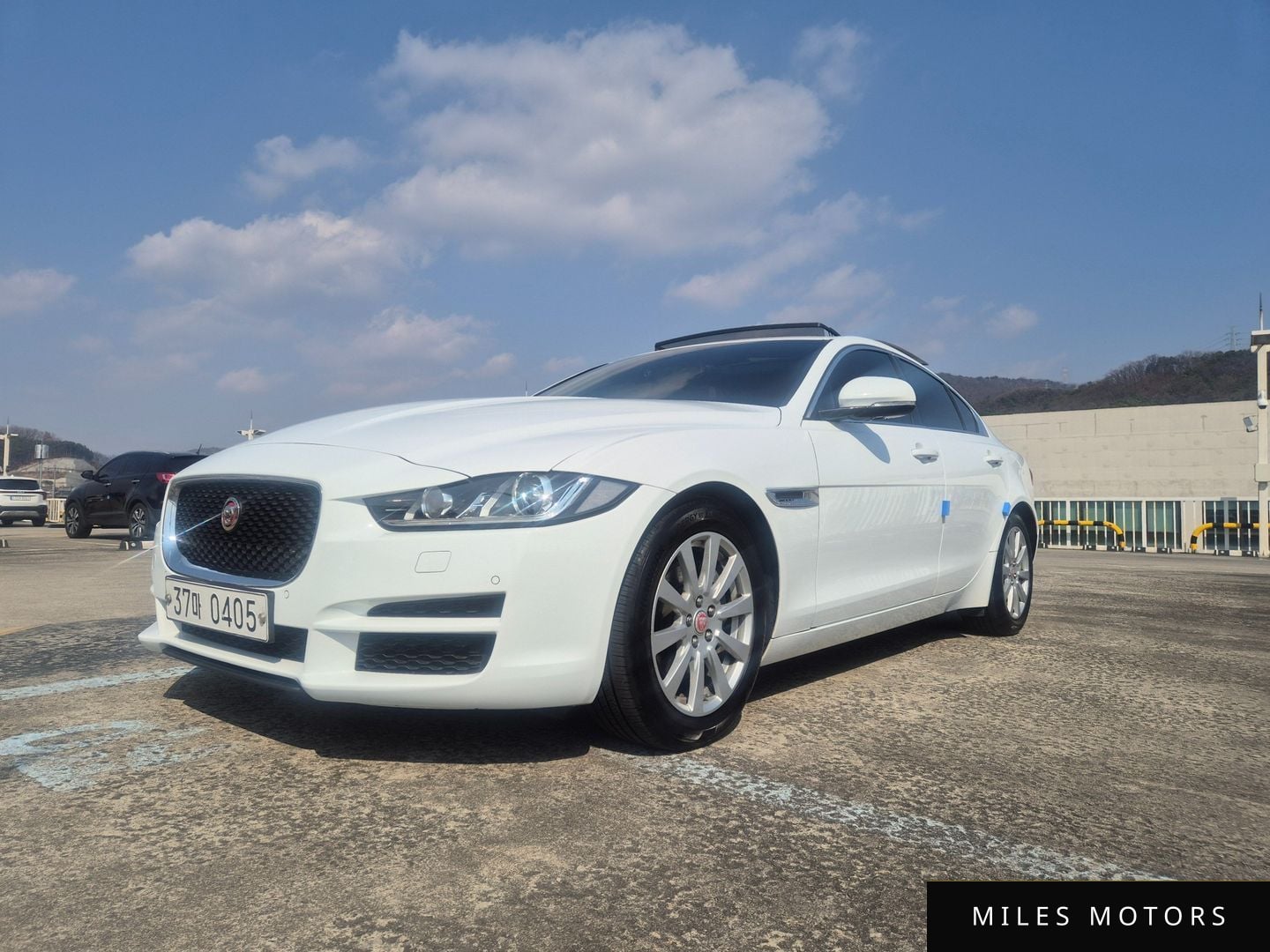 Jaguar XE 2016 — миниатюра 4