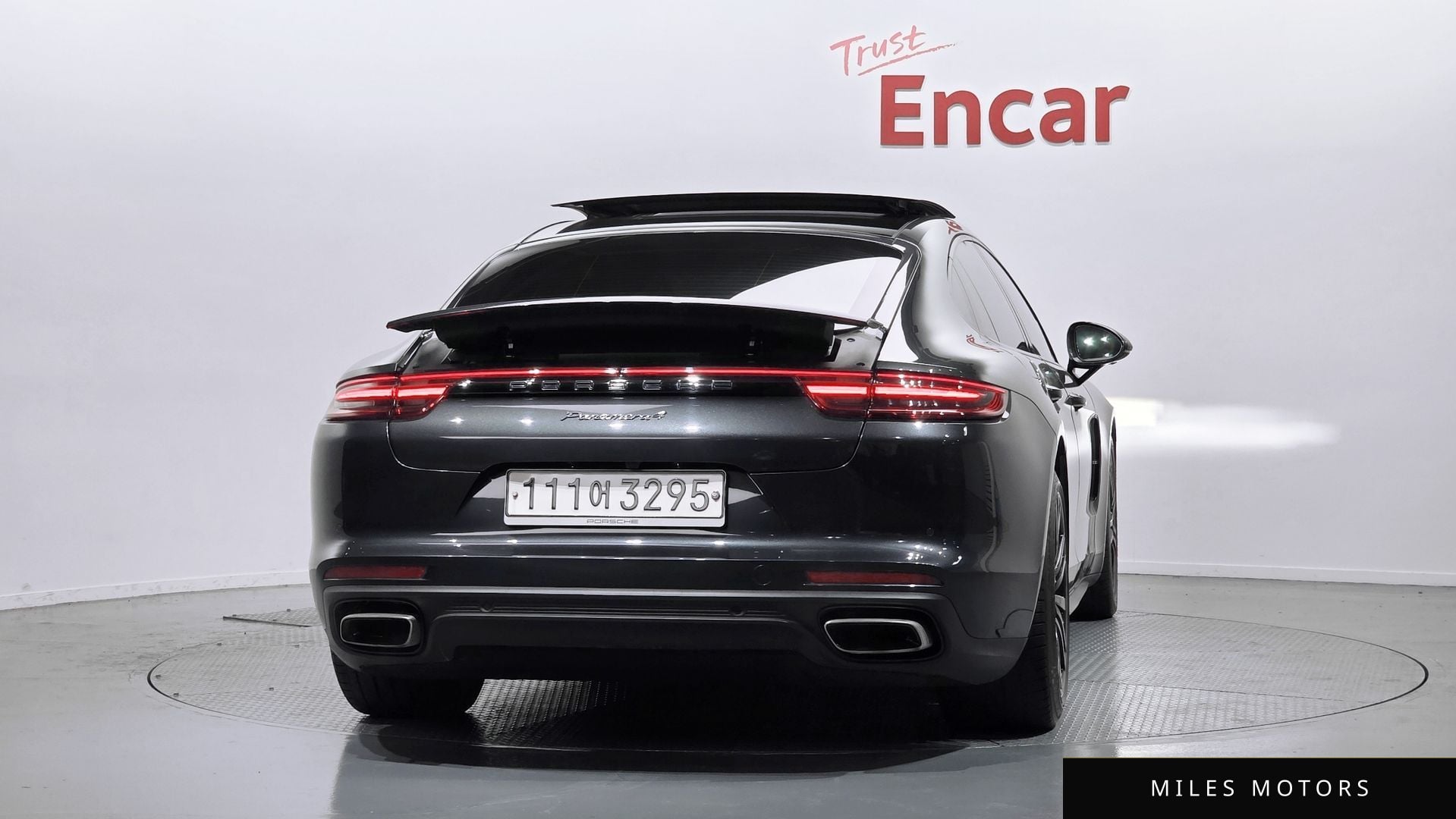 Porsche Panamera 2018 — миниатюра 4