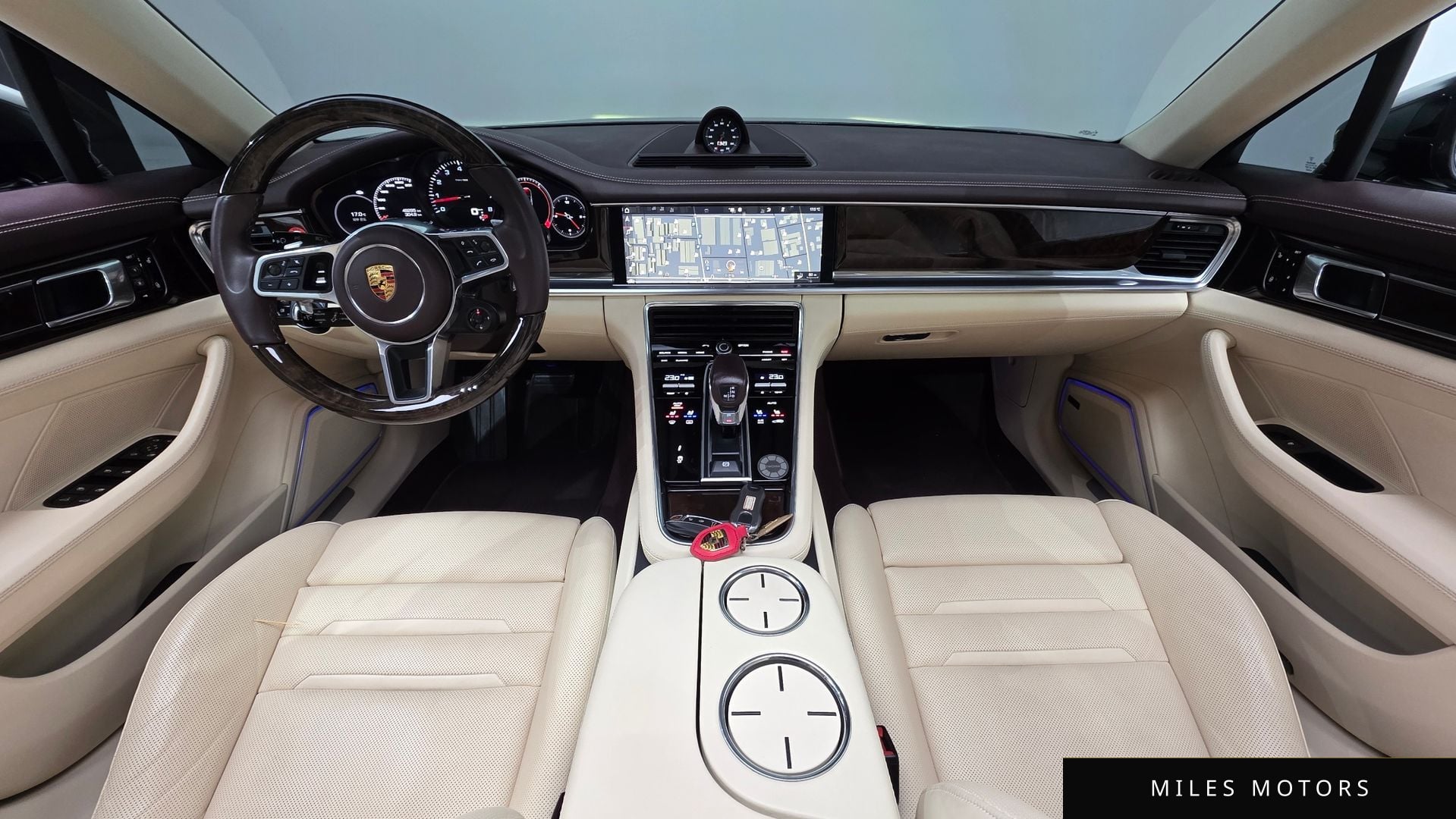 Porsche Panamera 2018 — миниатюра 7