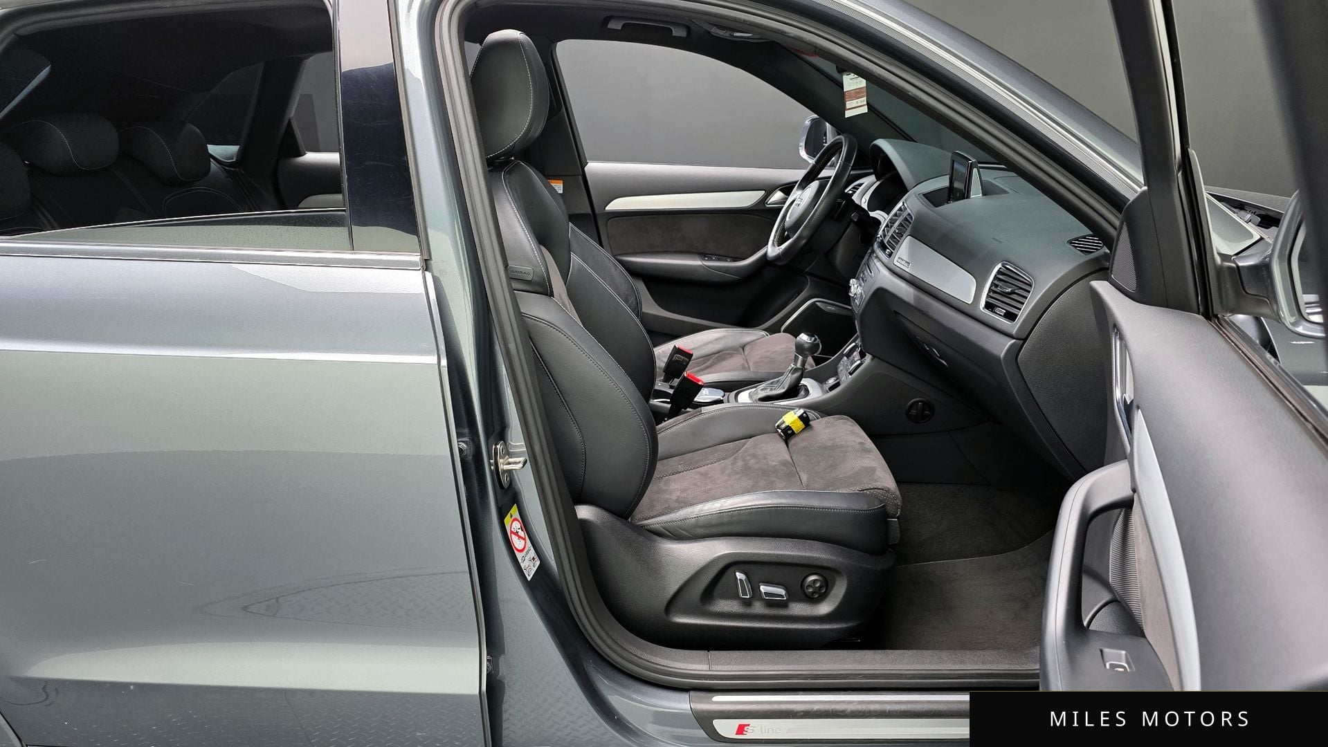 Audi Q3 2016 — миниатюра 10