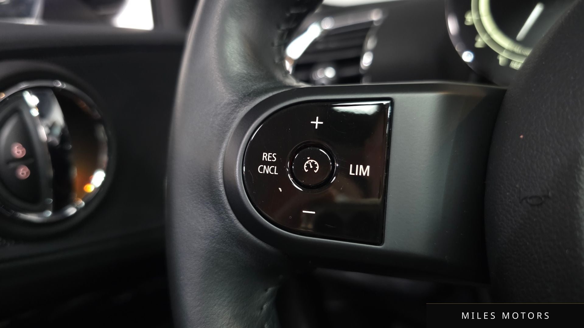 MINI Clubman 2022 — миниатюра 18