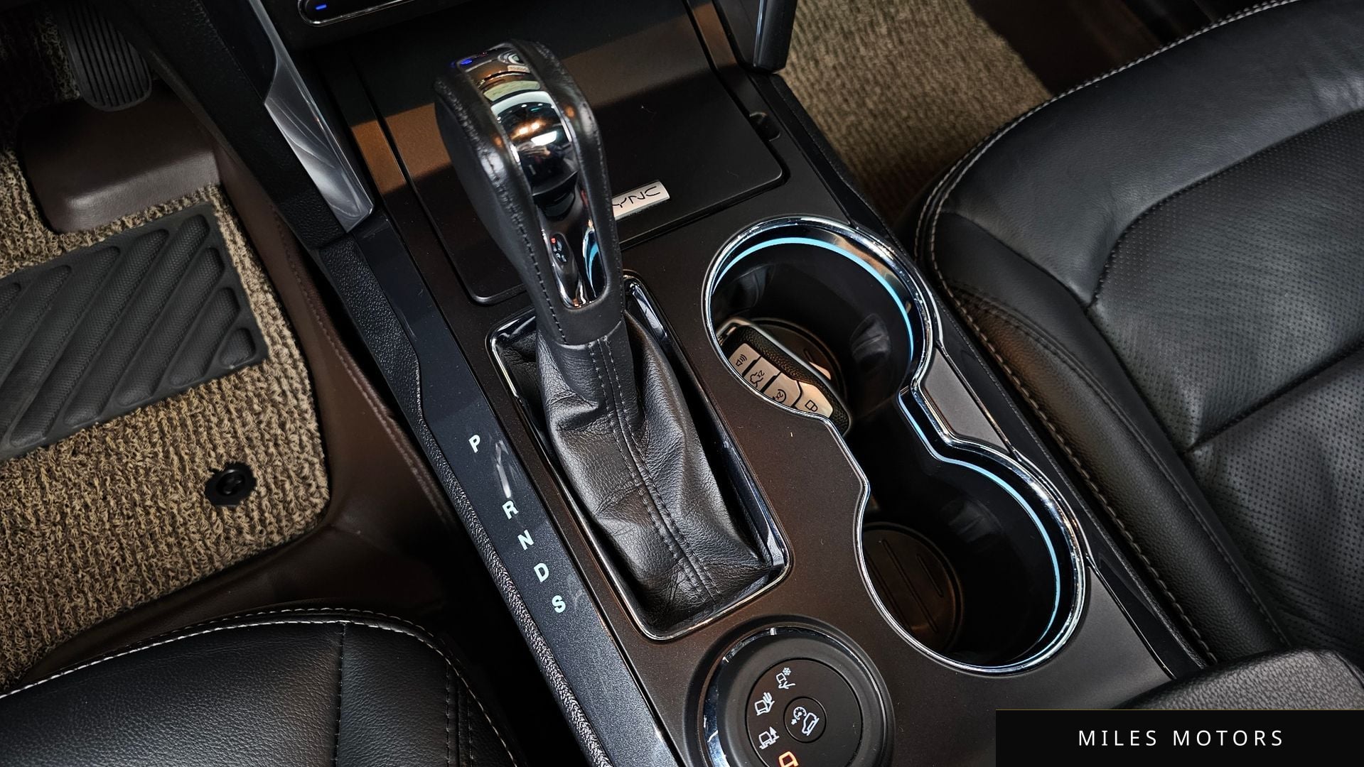 Ford Explorer 2016 — миниатюра 9
