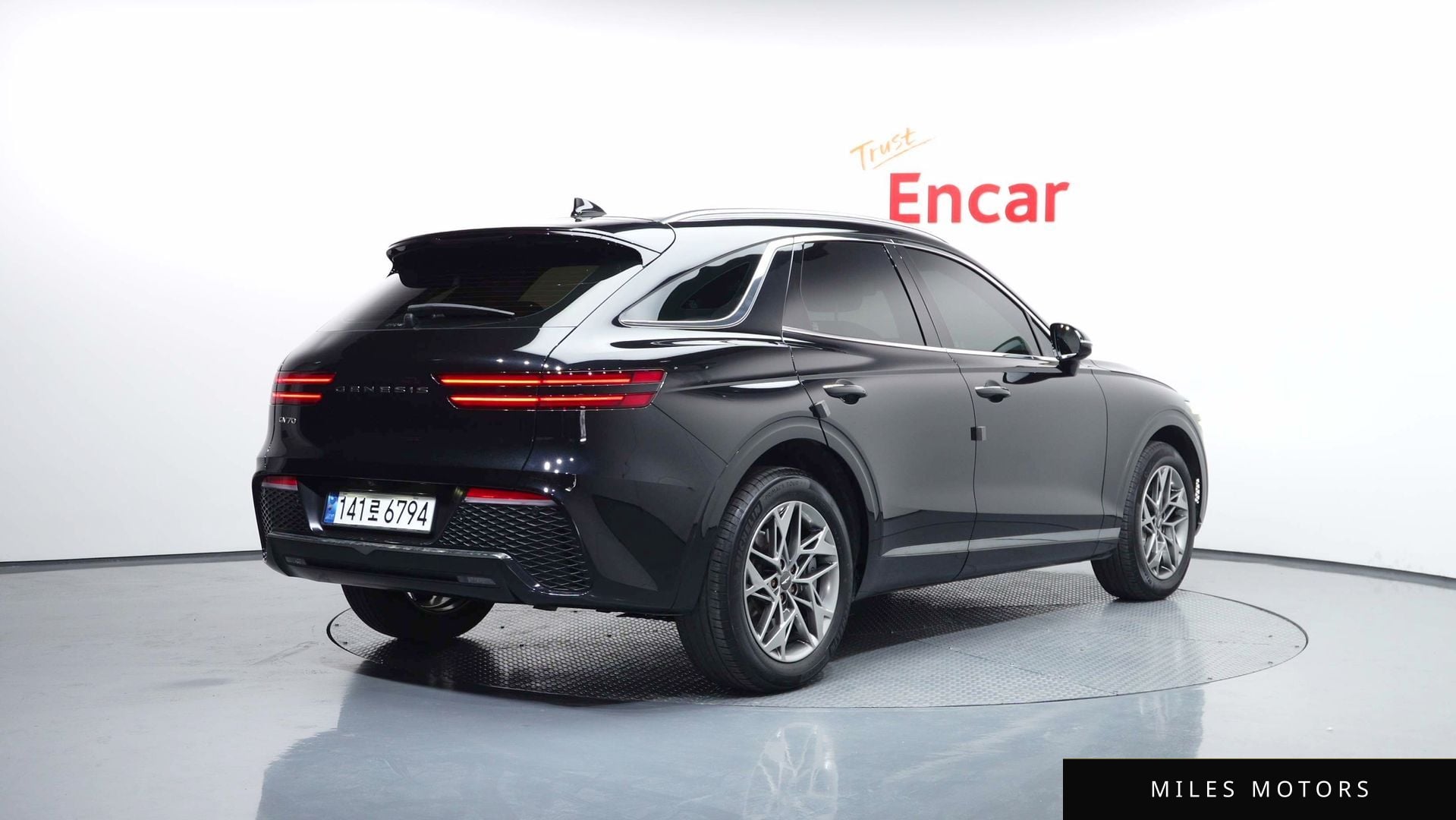Genesis GV70 2023 — миниатюра 2