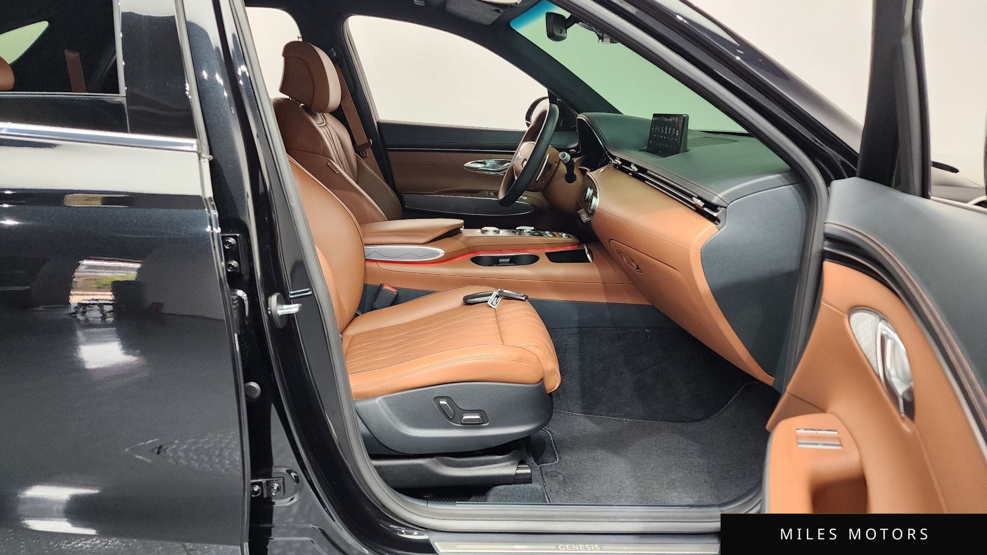 Genesis GV70 2023 — миниатюра 11