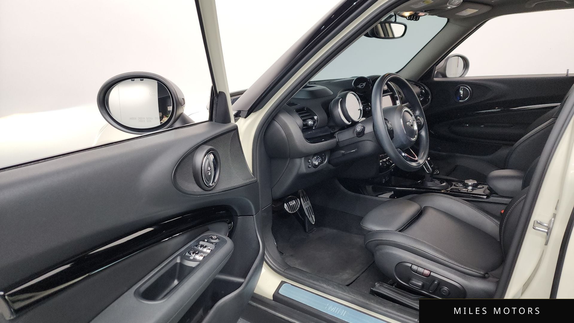MINI Clubman 2019 — миниатюра 10