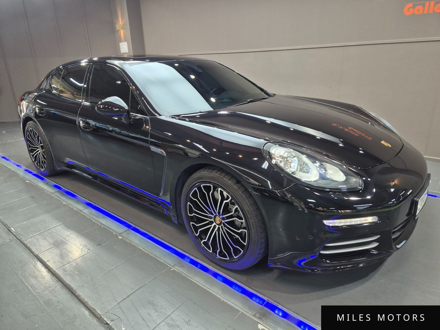 Porsche 파나메라 2016 — миниатюра 2