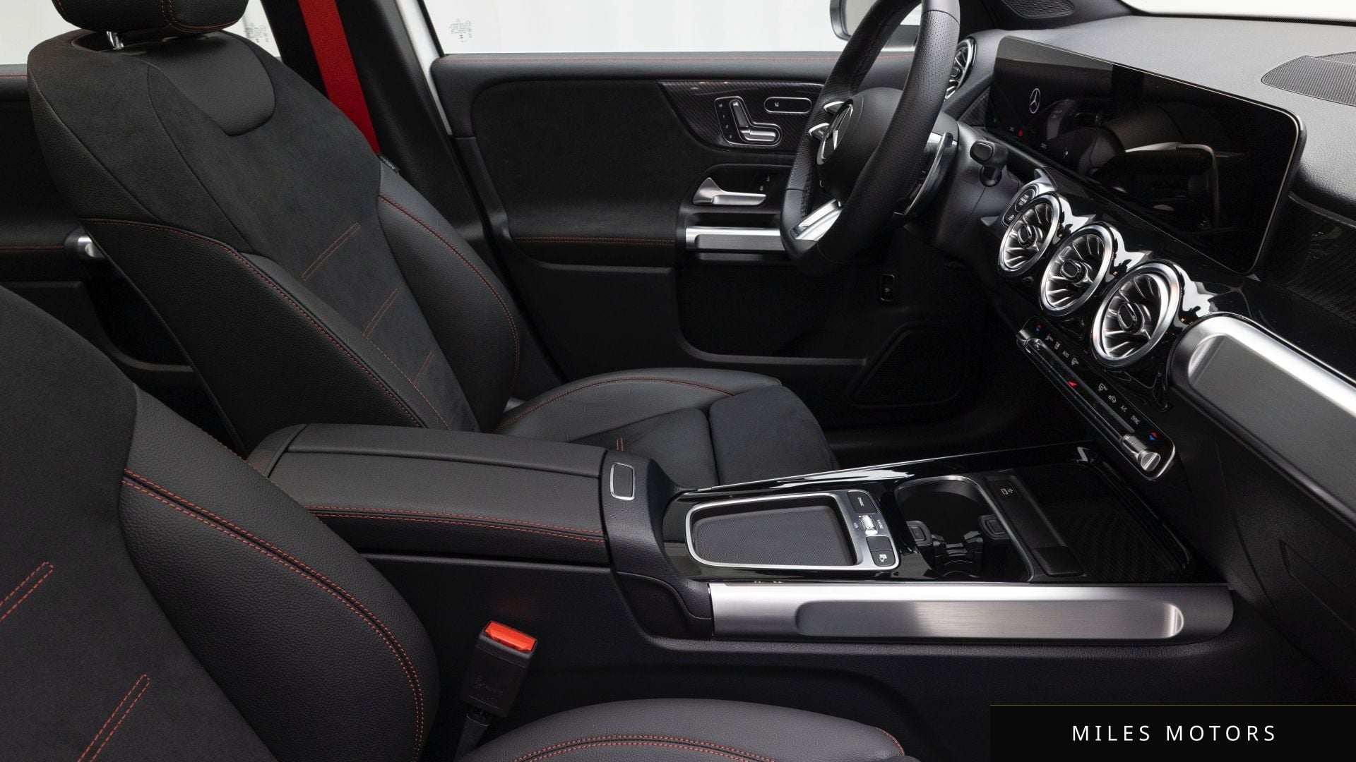 Mercedes-Benz GLB-Class X247 2025 — миниатюра 9