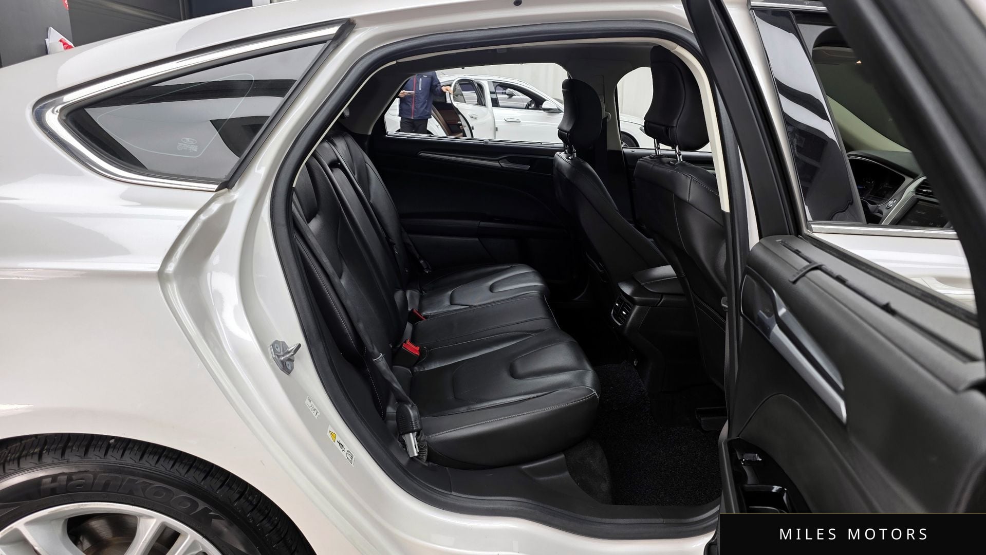 Ford Mondeo 2015 — миниатюра 12