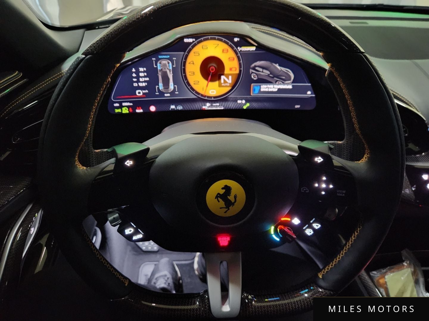 Ferrari 푸로산게 2024 — миниатюра 13