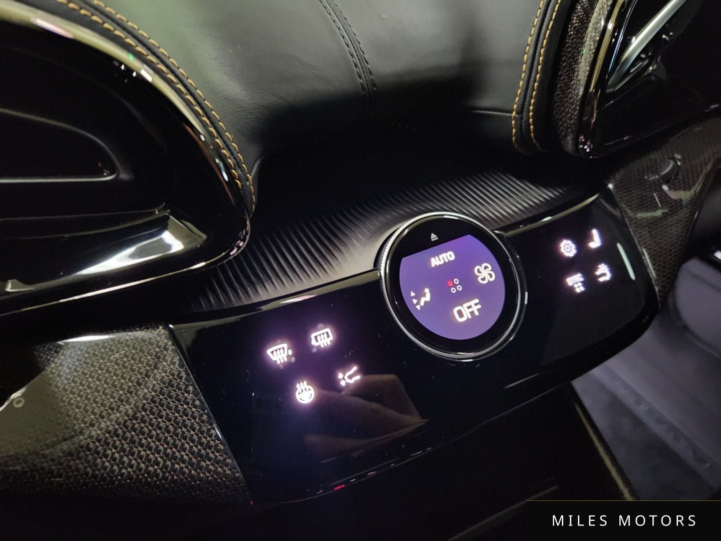 Ferrari 푸로산게 2024 — миниатюра 14